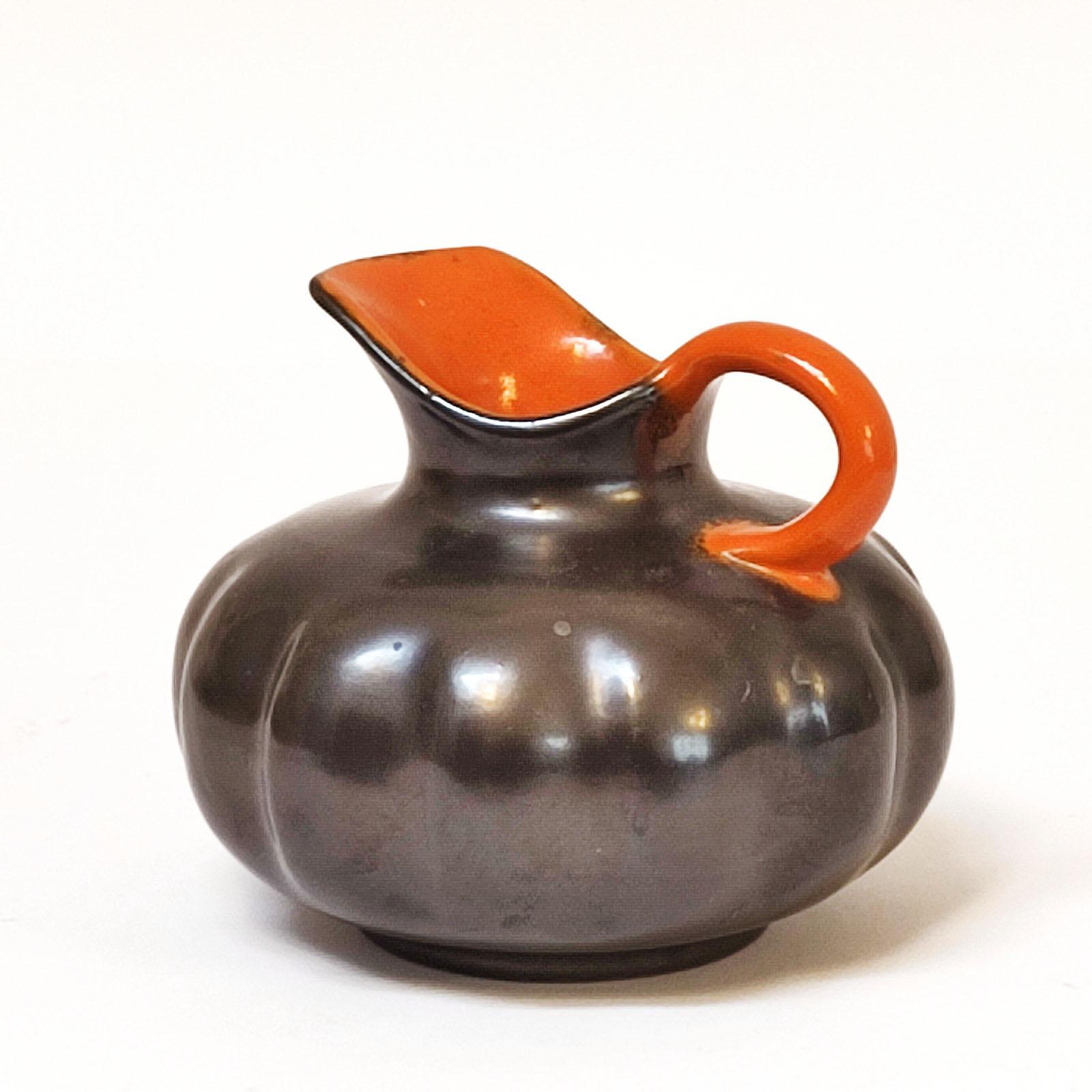 Milieu du XXe siècle Collection de vases en céramique, Anna-Lisa Thomson pour Upsala-Ekeby, Suède, années 1930 en vente