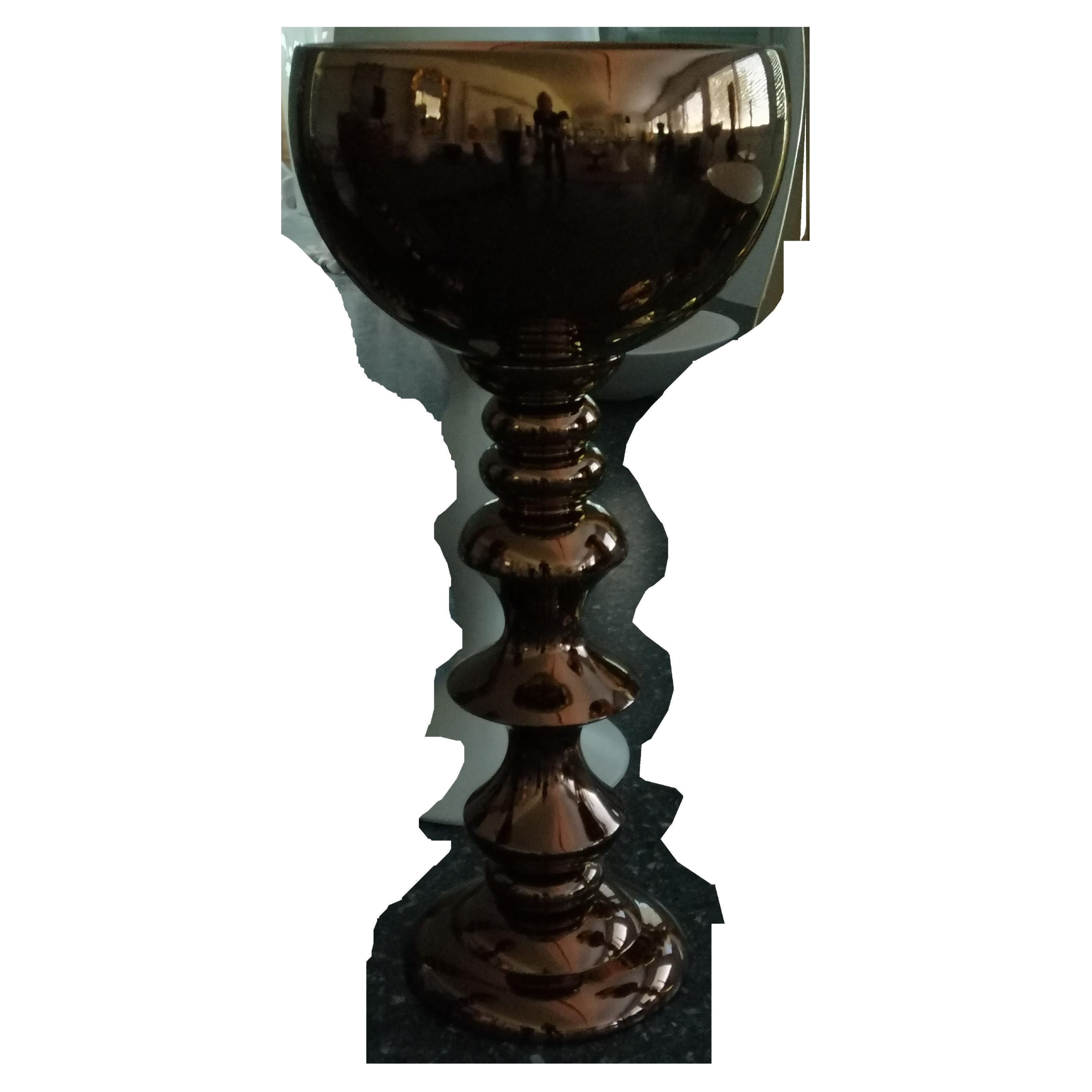 Ceramic Cup MIDA3 handcrafted in bronze with bowl leopard pattern finished 
cod. CP003


measures: 
H. 105.0 cm.
Dm. 55.0 cm.