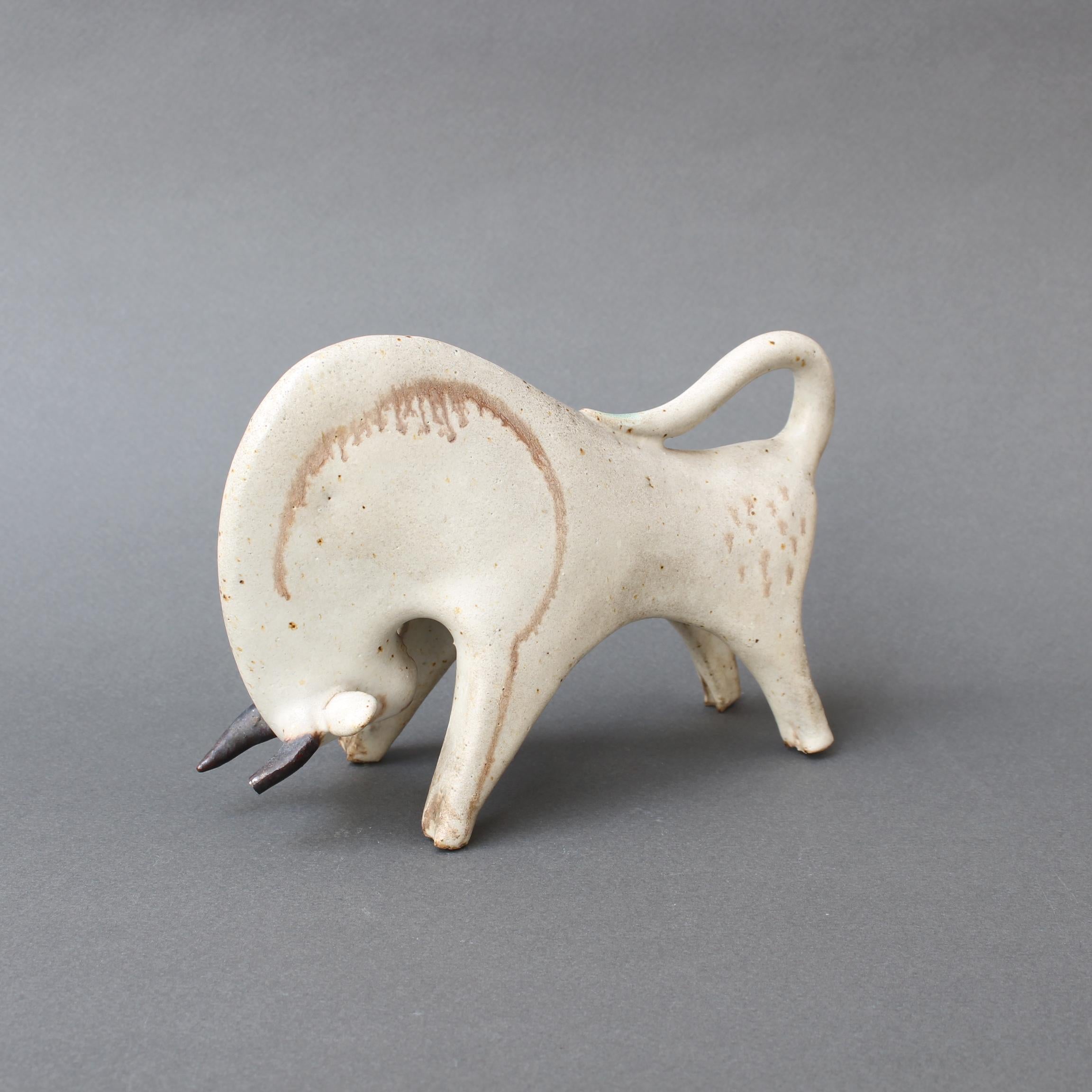 Minimalist Ceramic Decorative Bull by Bruno Gambone, circa 1970s