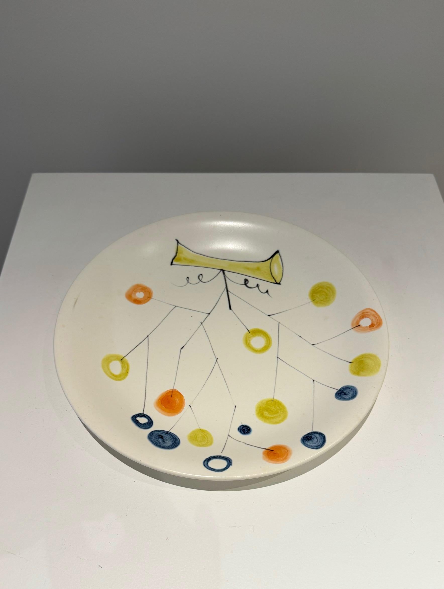 Roger Capron (1922-2006)
Roger Capron studied at Art appliqués of Paris from 1938 to 1943 before teaching drawing in the same establishment from 1945. In 1946, he settled in Vallauris where he created a ceramic workshop.

Unusual plate with stylized