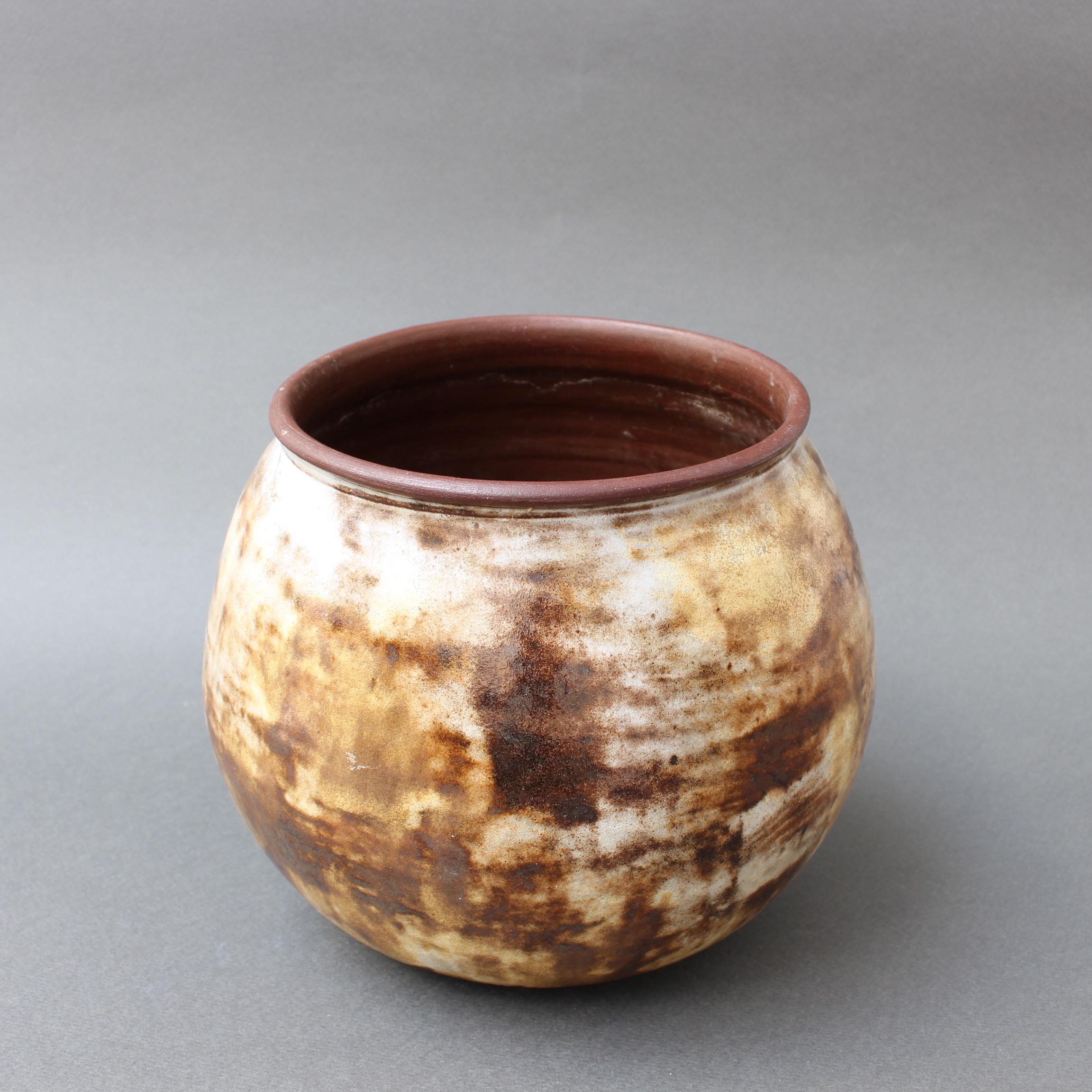Milieu du XXe siècle Pot décoratif en céramique d'Alexandre Kostanda, Vallauris, vers 1960