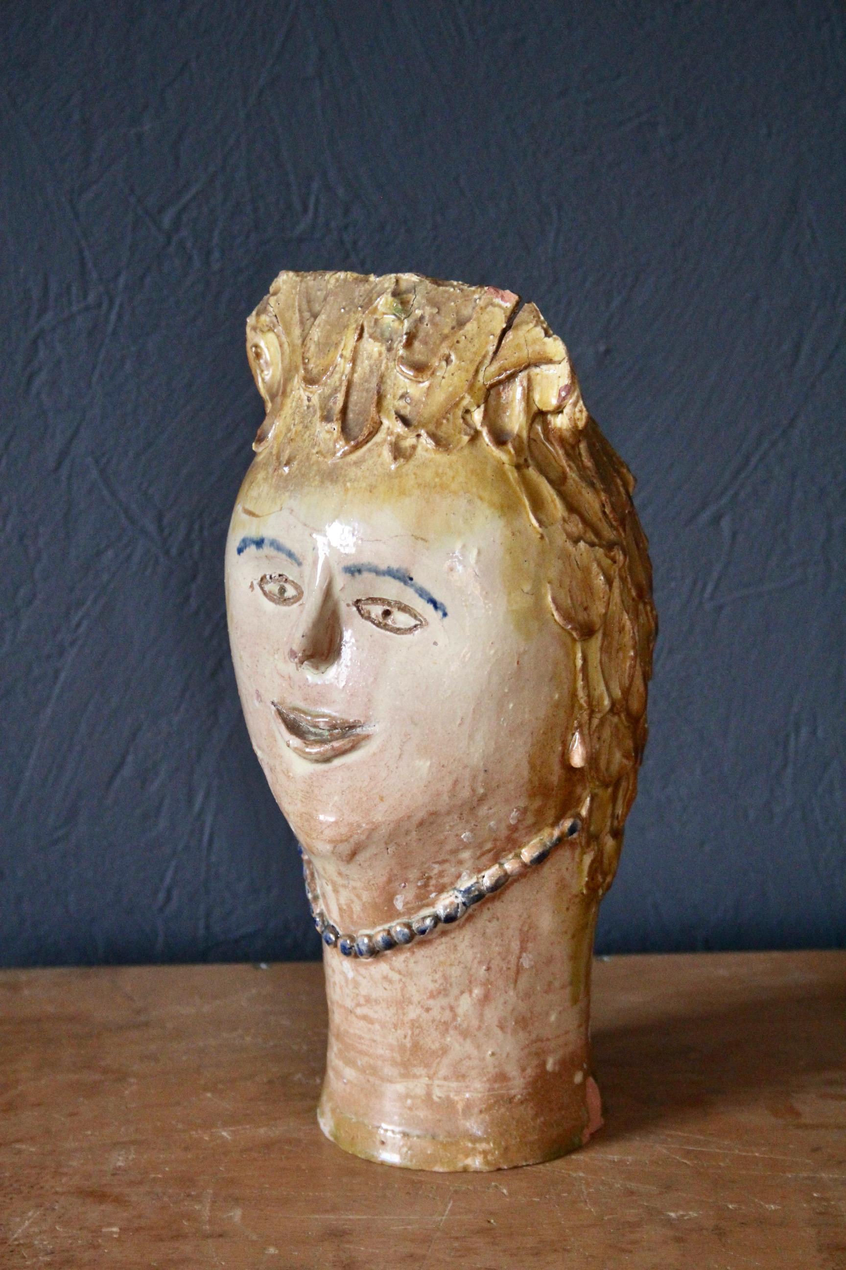 Ceramic decorative vase For Sale 2
