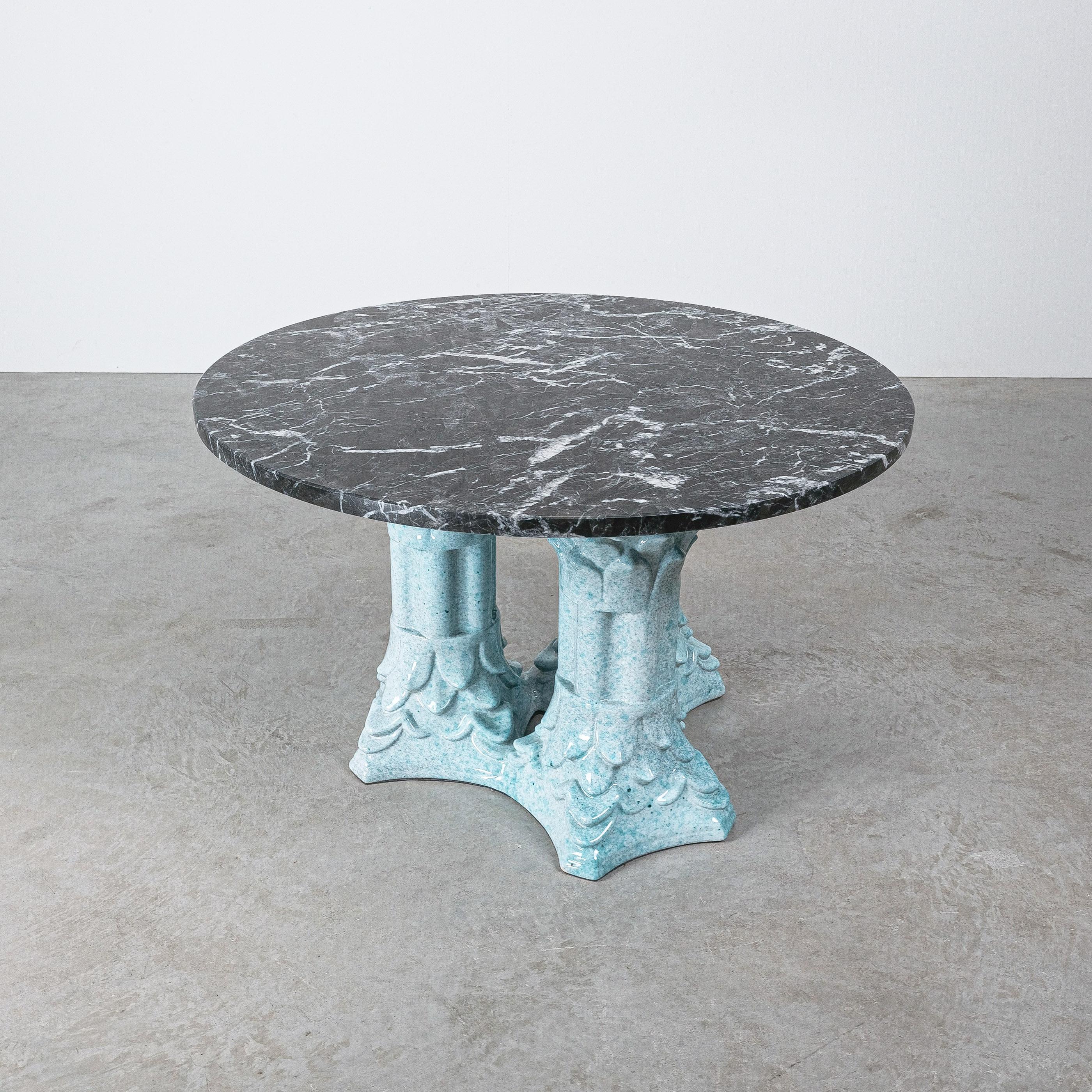 Francese Tavolo Dorico Pilar in ceramica Design su misura, Italia, 1950 in vendita
