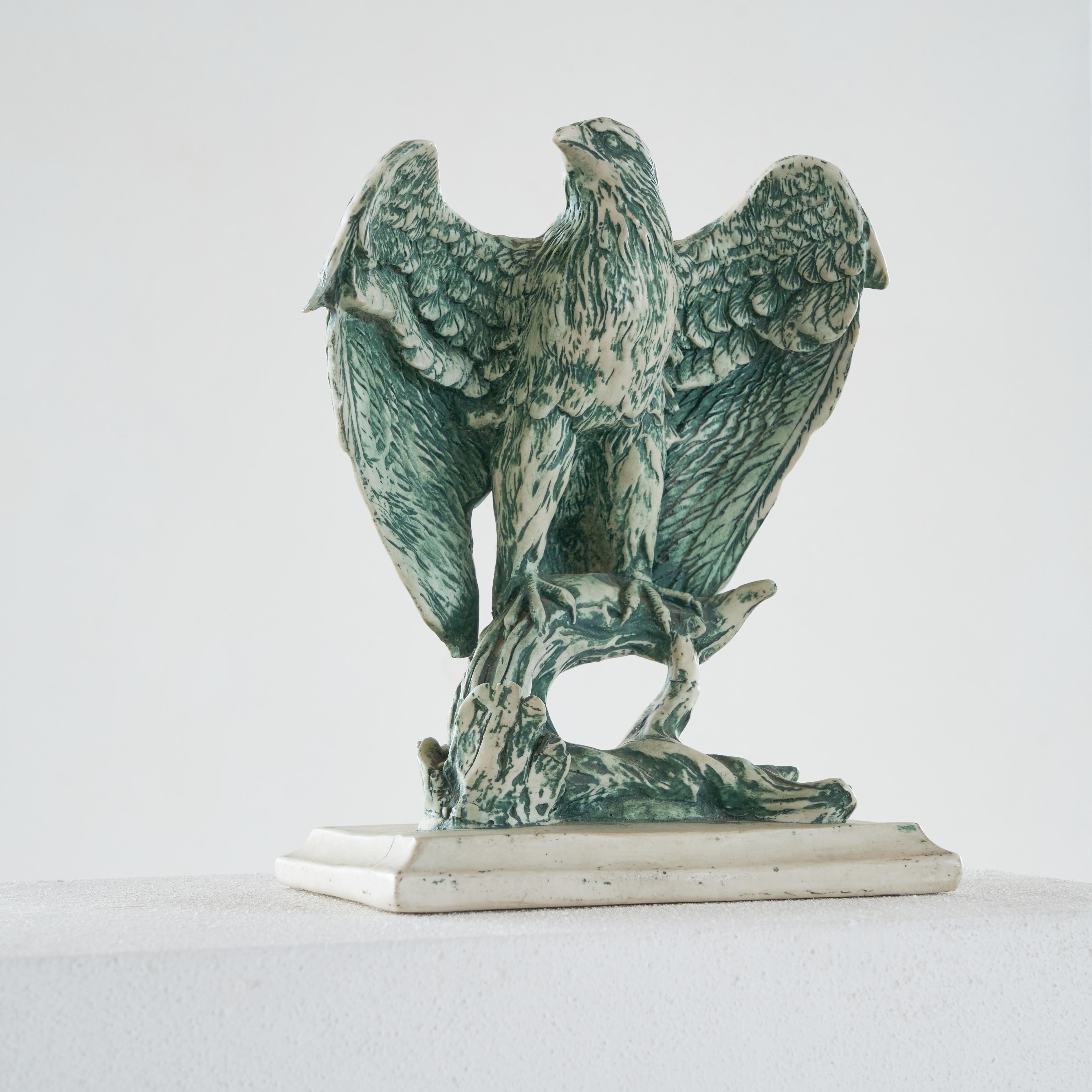 Sculpture d'aigle en céramique Bon état - En vente à Tilburg, NL