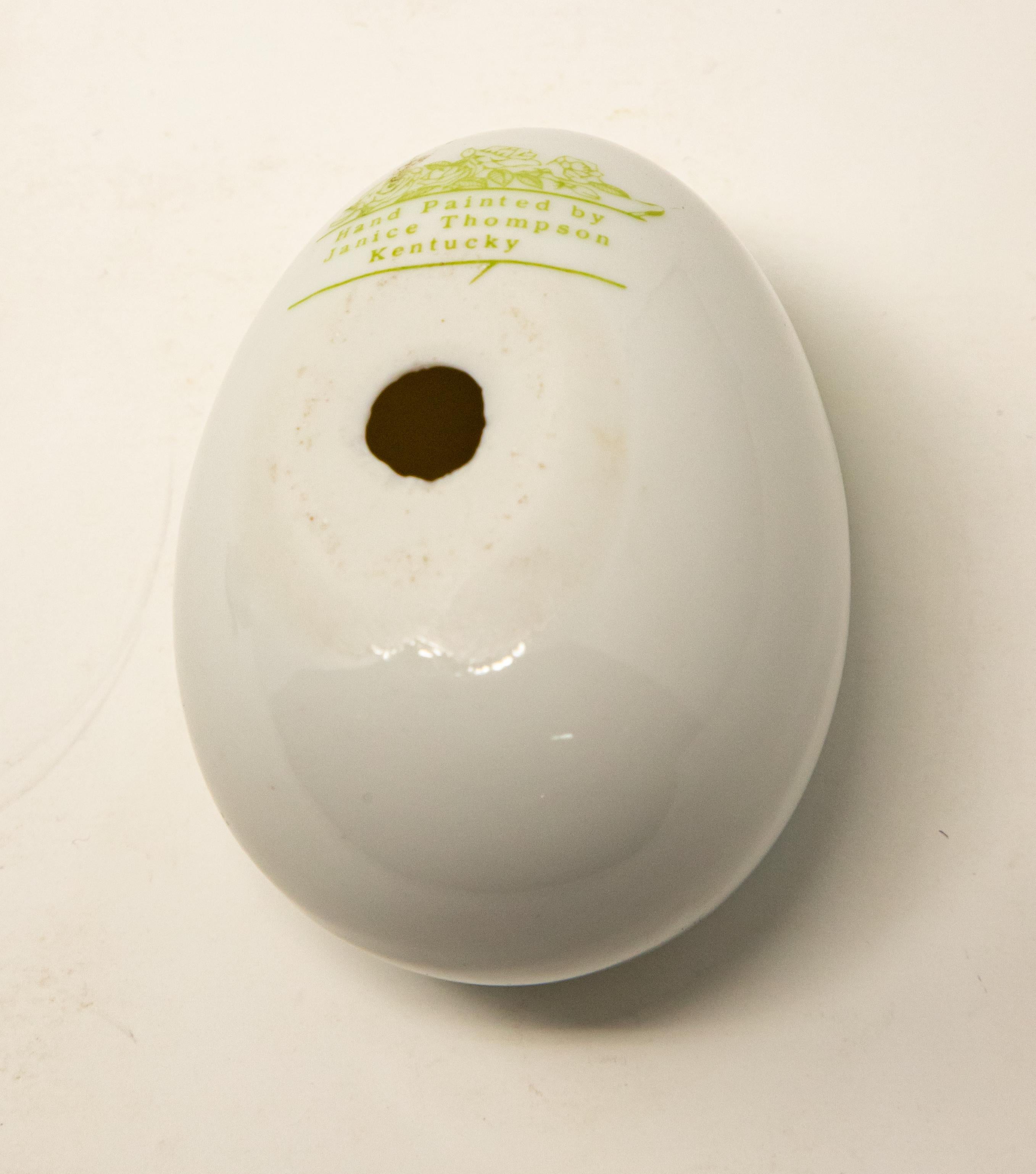 Ceramic Eggs with Floral Motif For Sale 1