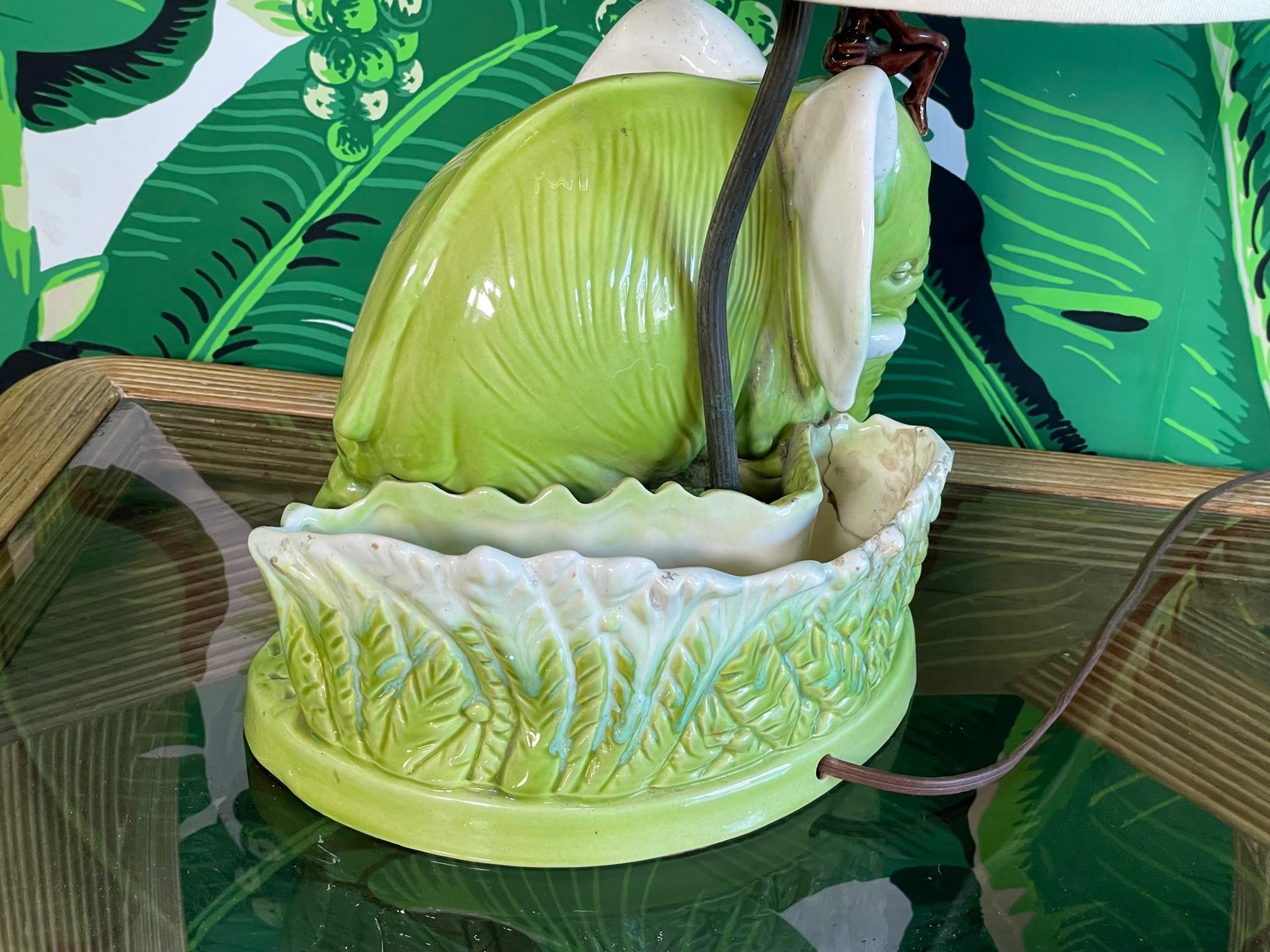 Lampe de table à jardinière éléphant en céramique en vente 2