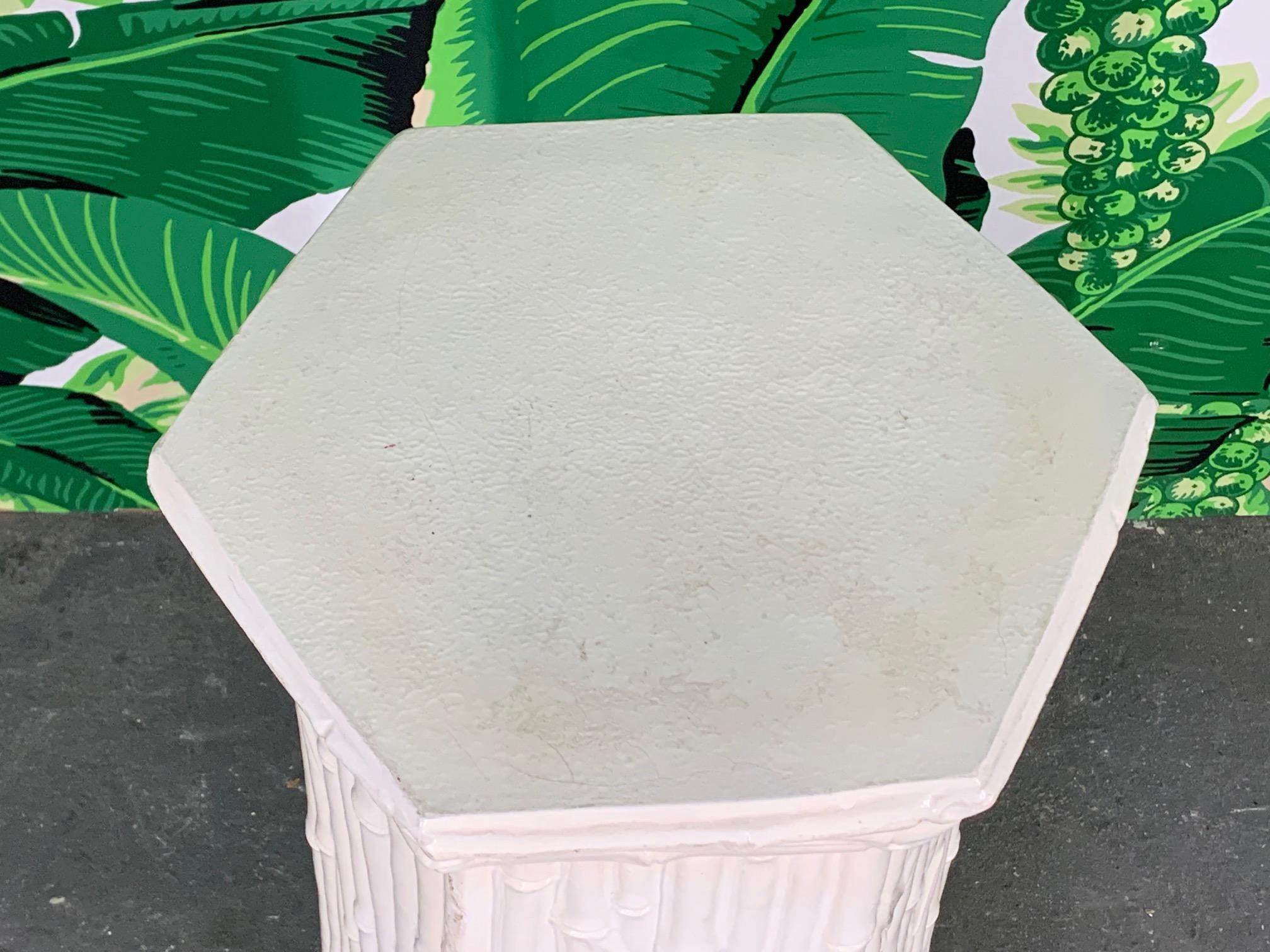 ceramic pedestal stand