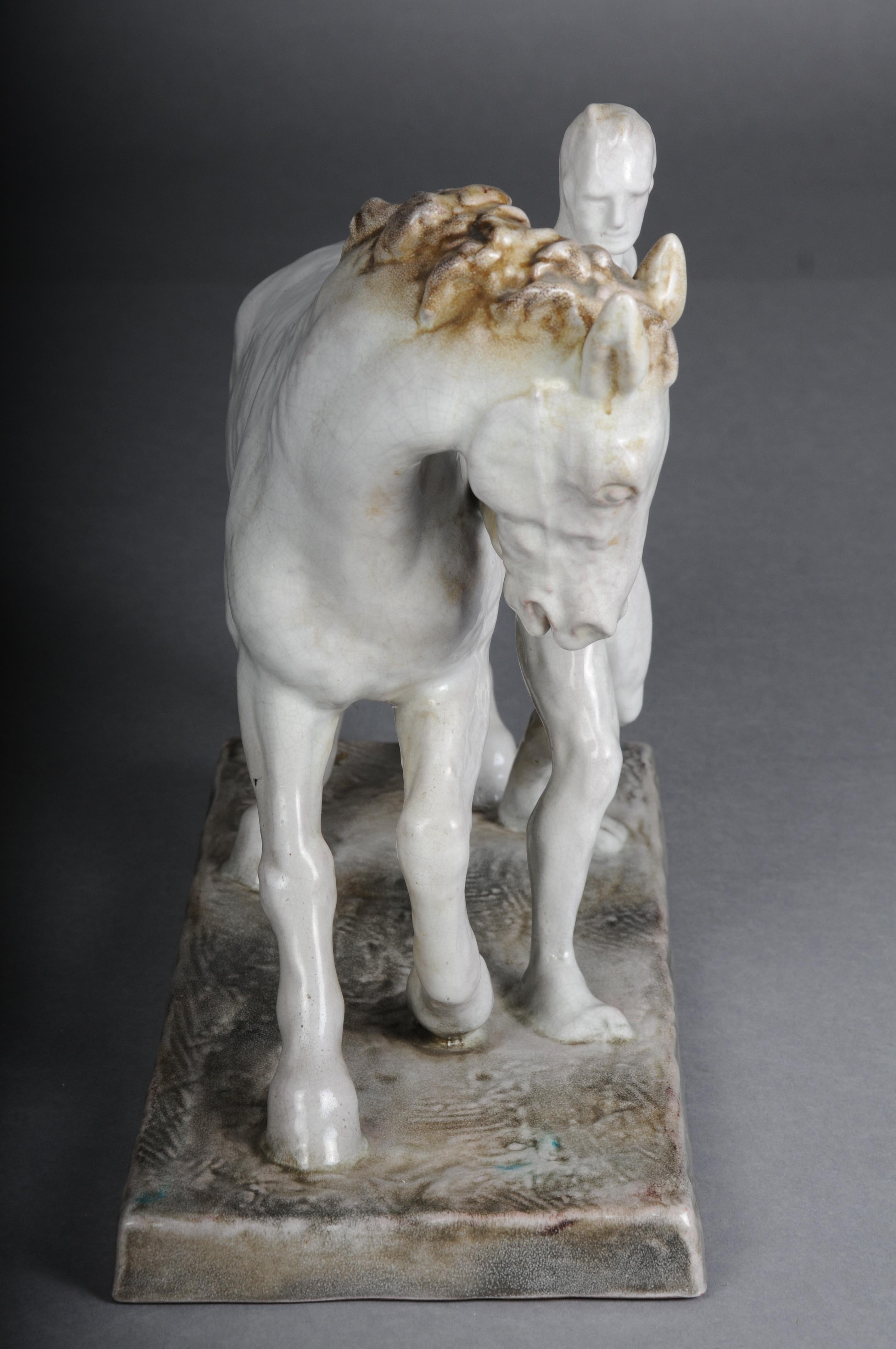 Figura de cerámica. El domador de caballos de Else Bach para la Majolika de Karlsruhe. Alemania en venta 5