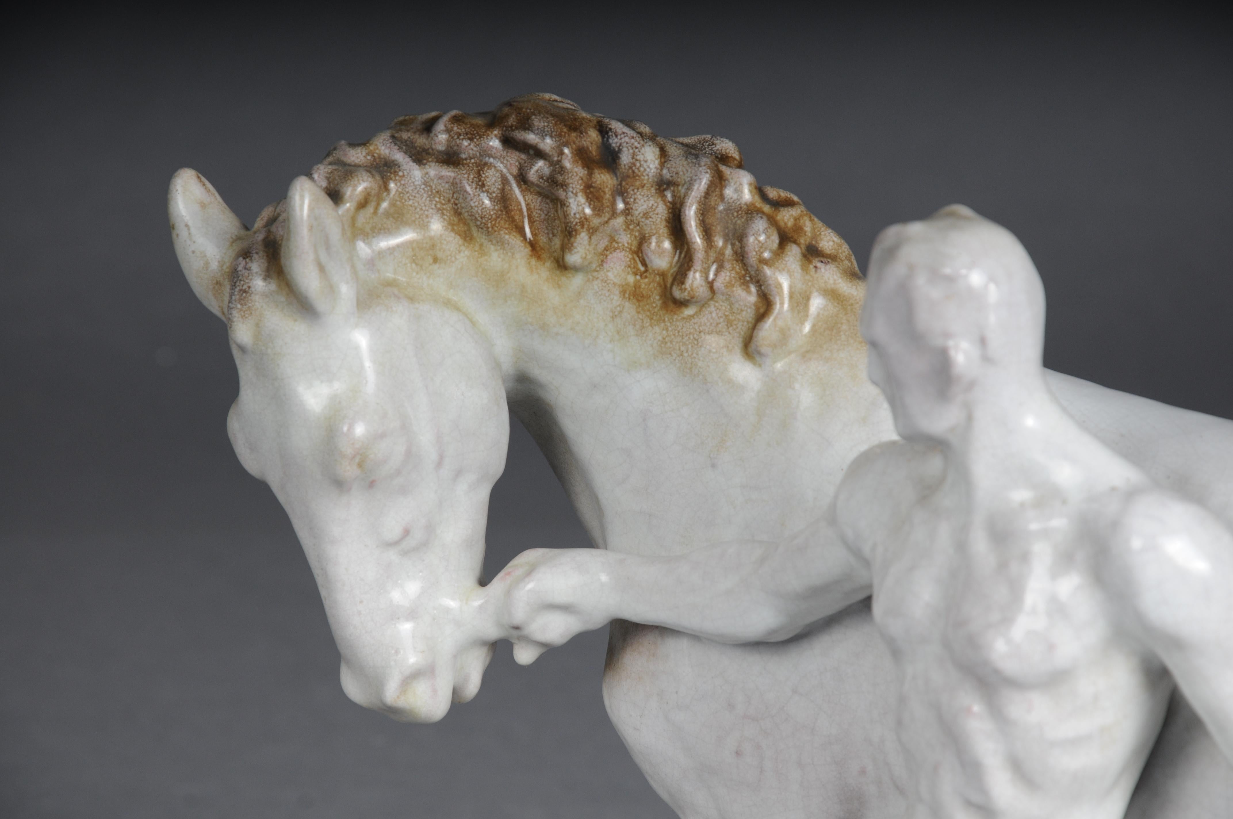 Figura de cerámica. El domador de caballos de Else Bach para la Majolika de Karlsruhe. Alemania en venta 7