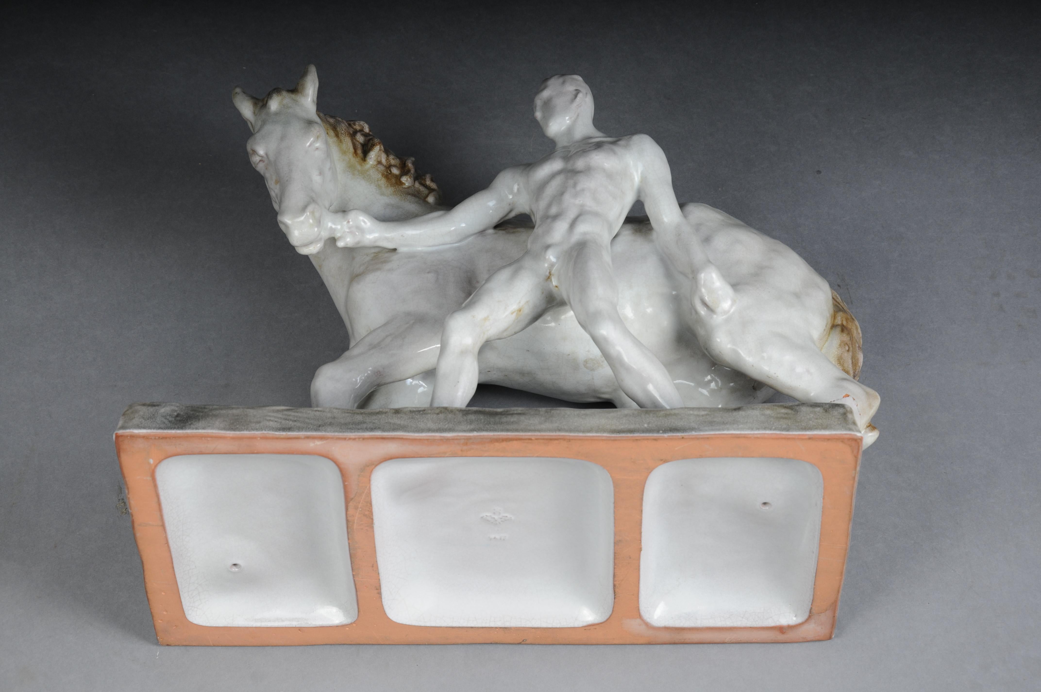 Figura de cerámica. El domador de caballos de Else Bach para la Majolika de Karlsruhe. Alemania en venta 13