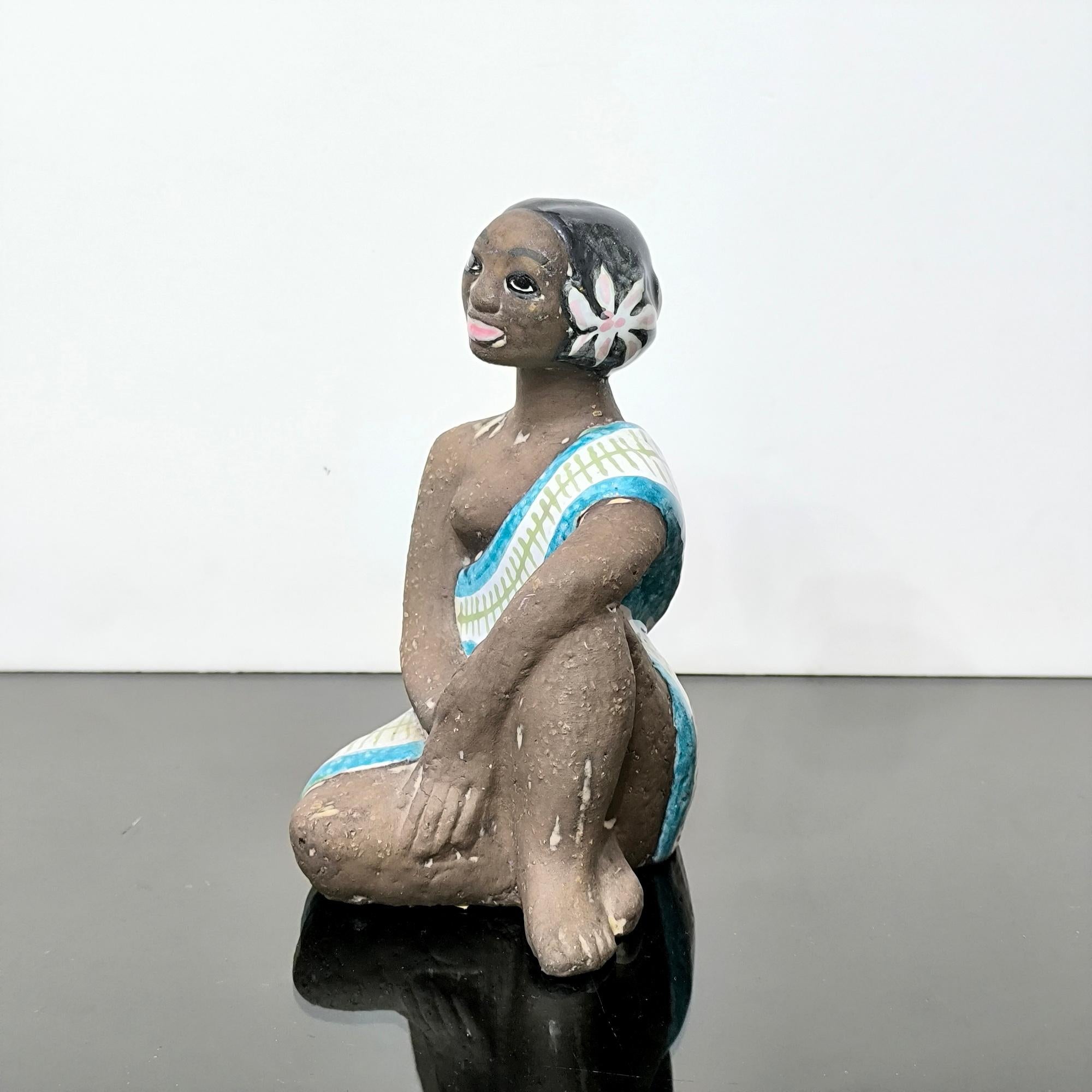 Statuetta in ceramica di donna tahitiana di Mari Simmulson per Upsala Ekeby, anni '60 In condizioni buone in vendita a Bochum, NRW