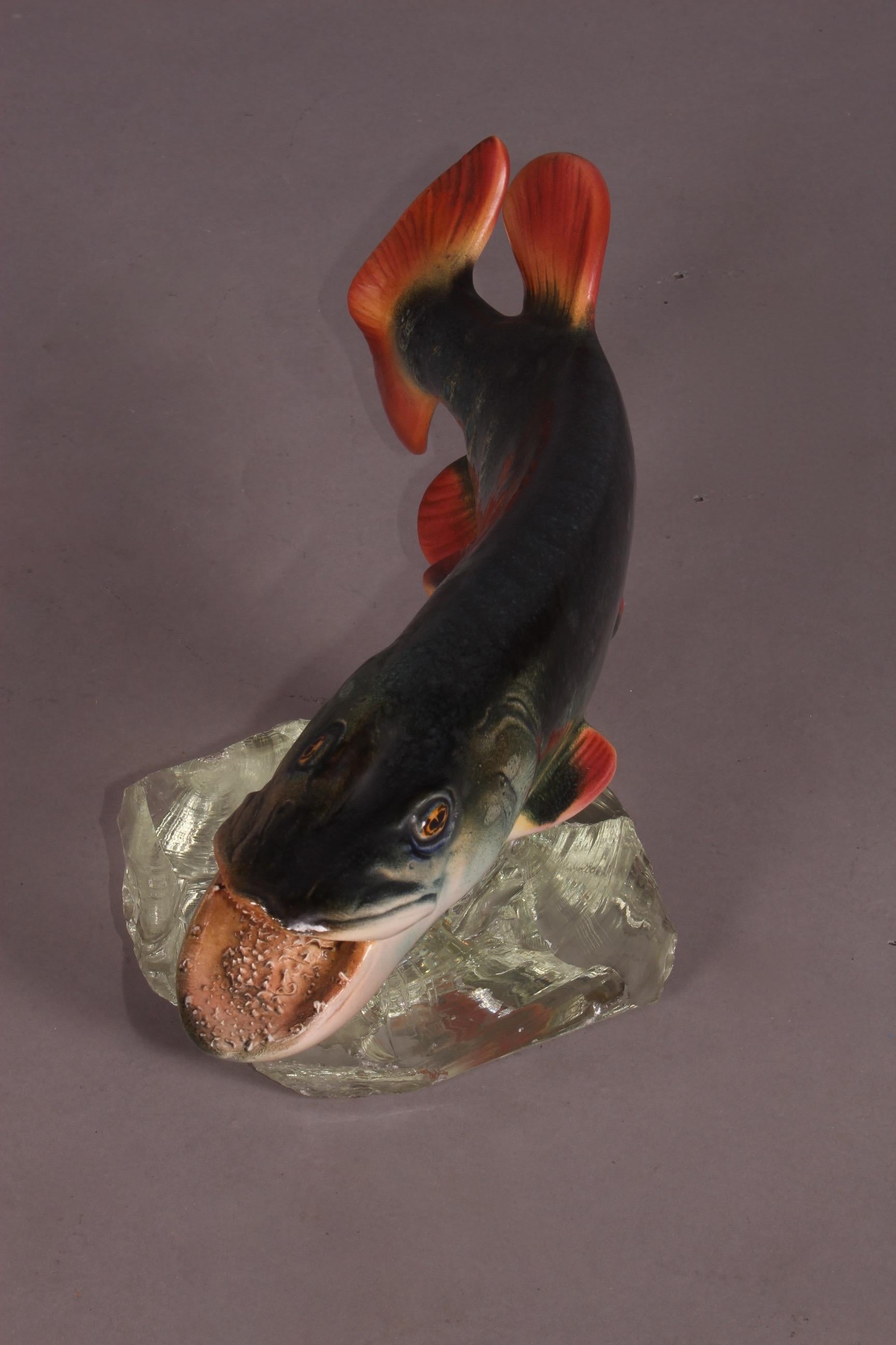 Ceramic Fish on a Bloc Glass 1