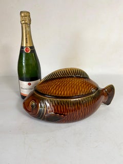 Ceramic fish-shaped trinket dish, 1970