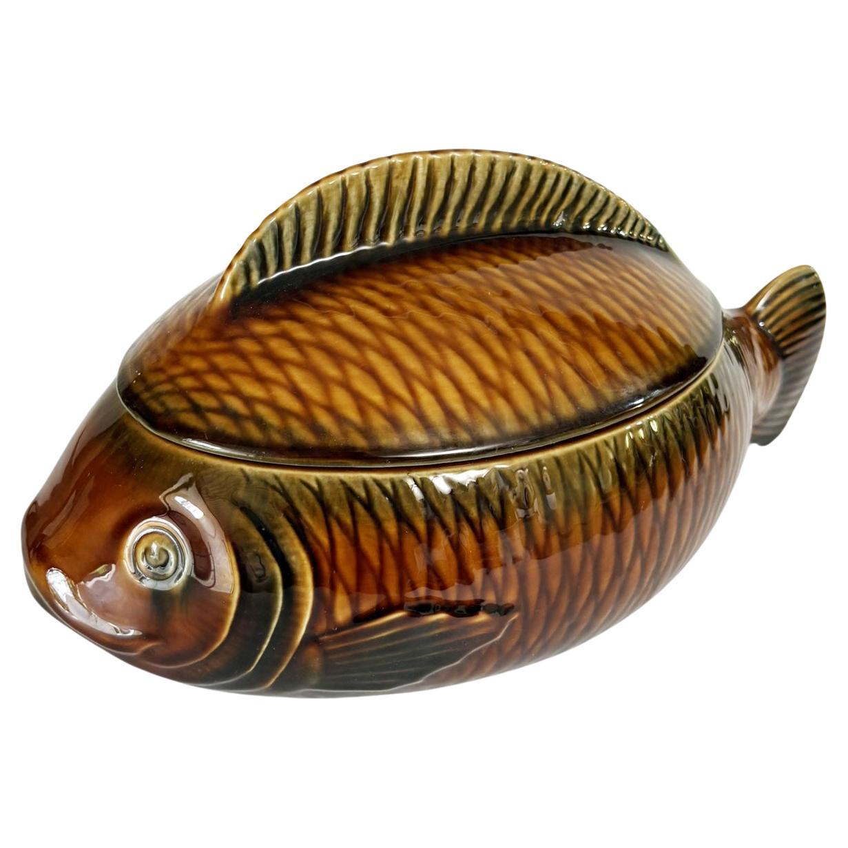 Ceramic fish-shaped trinket dish, 1970