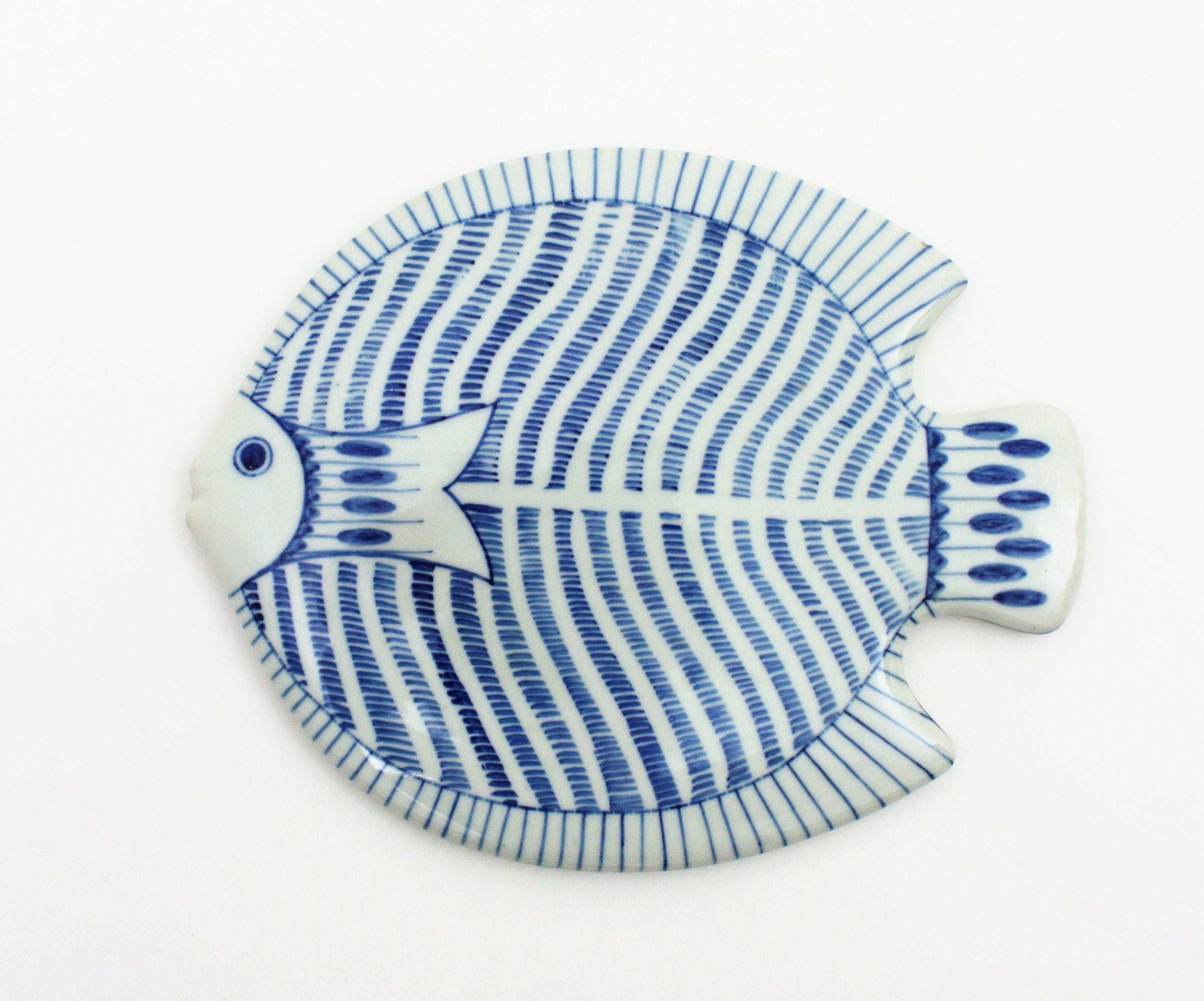 Ceramic Fish Plates Wall Composition,  Mid-Century Modern Period 4