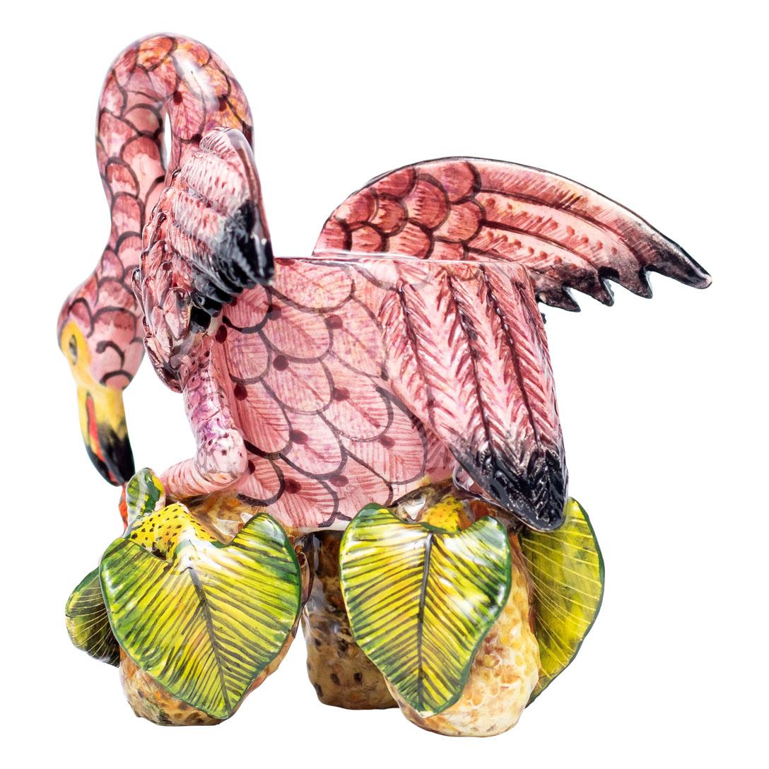 Huevera de cerámica Flamingo , hecha a mano en Sudáfrica Siglo XXI y contemporáneo en venta