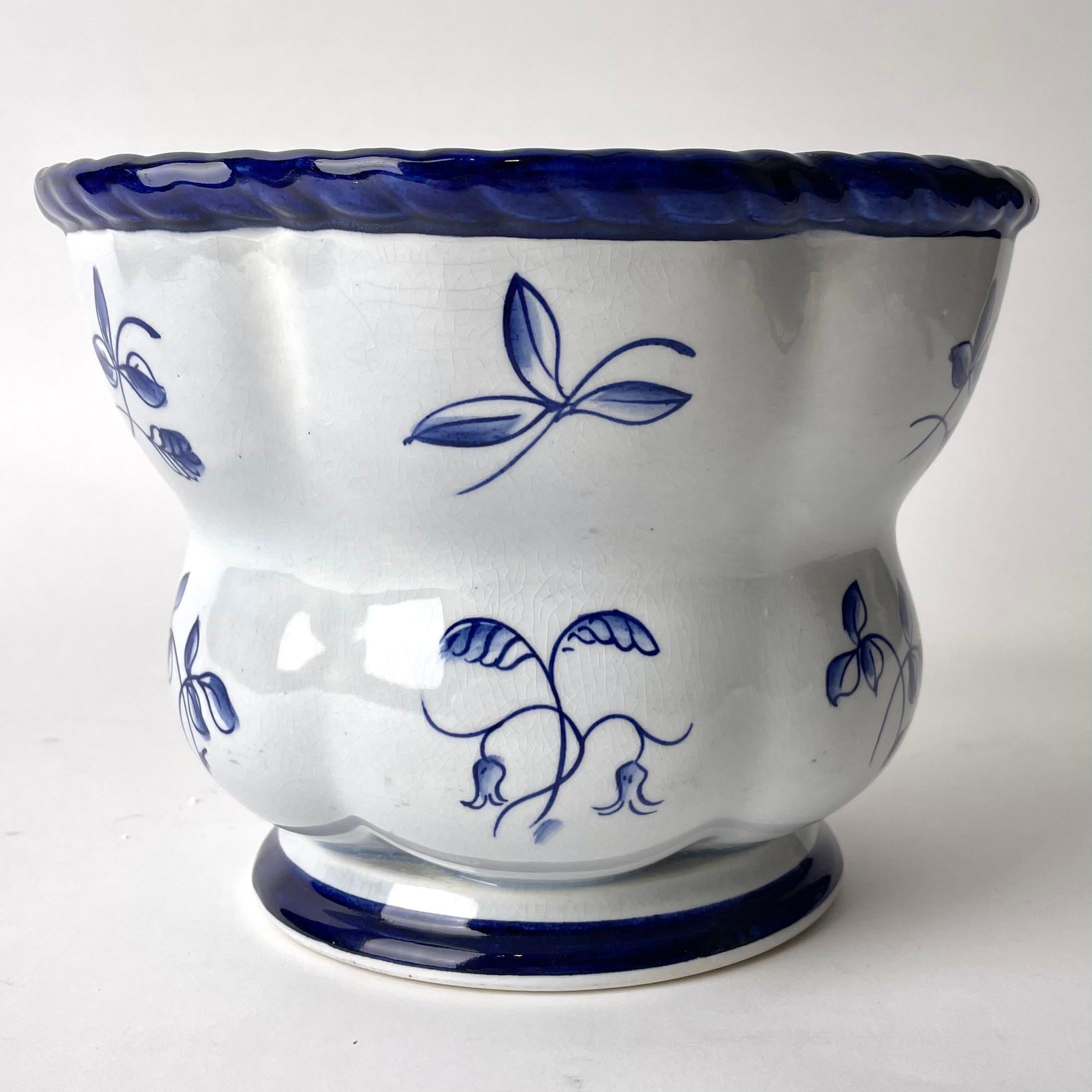 Keramik-Blumentopf aus Keramik, entworfen von Arthur Percy in Swedish Grace, 1920er Jahre (Art déco) im Angebot