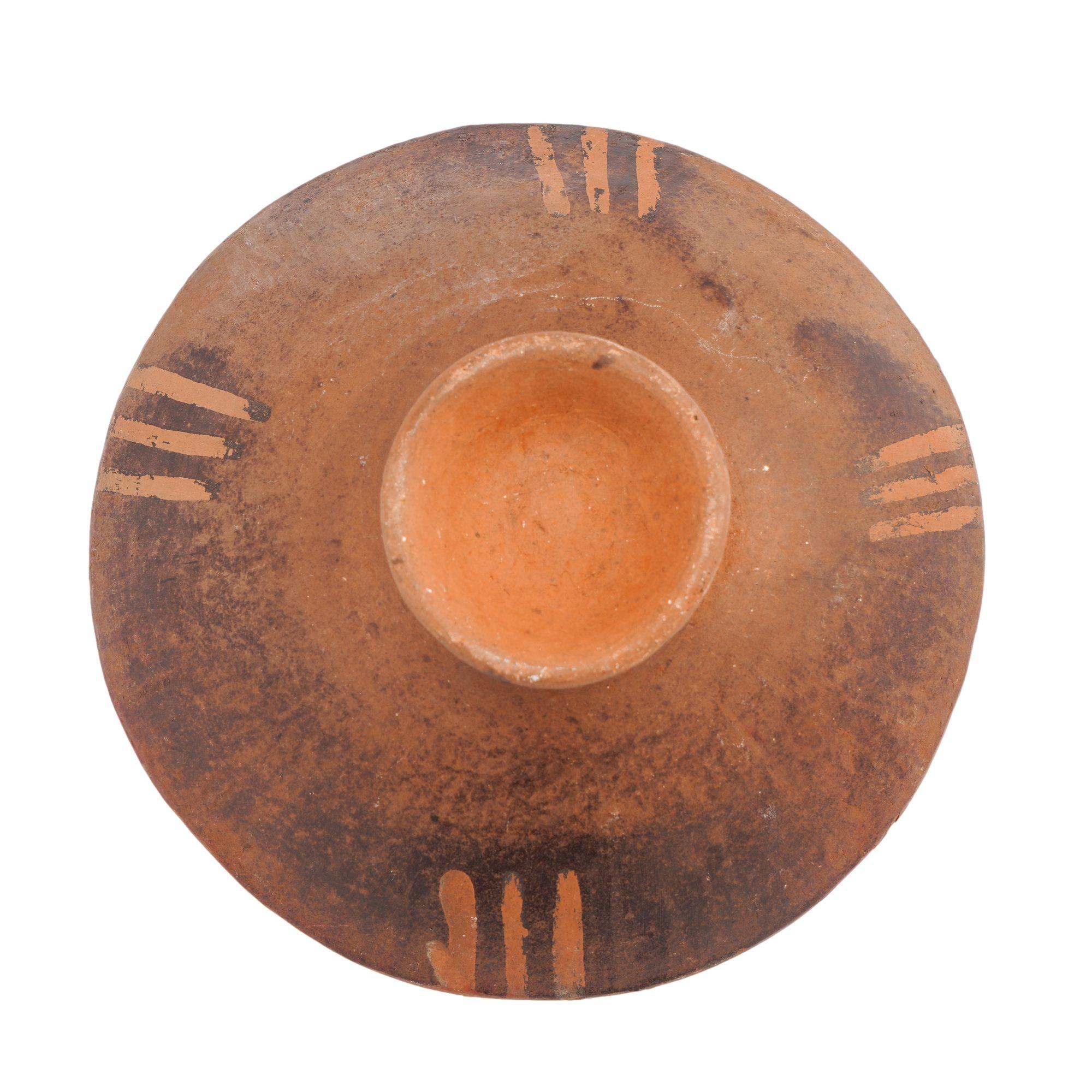 20ième siècle Coupe à pied en céramique d'après un modèle Pre-Columbian en vente