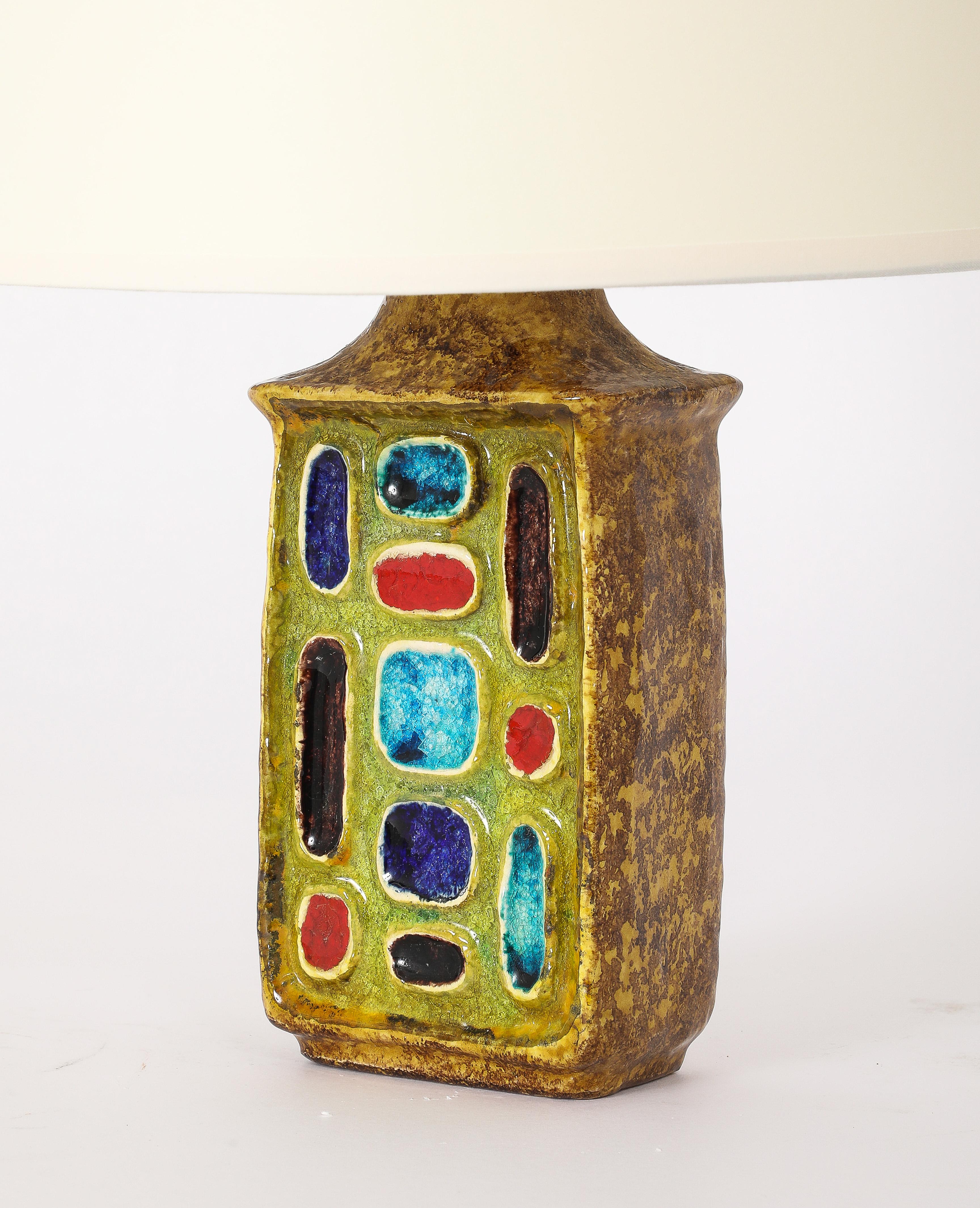 Lampe de table en céramique et verre fusionné, France, années 1960 Bon état - En vente à New York, NY