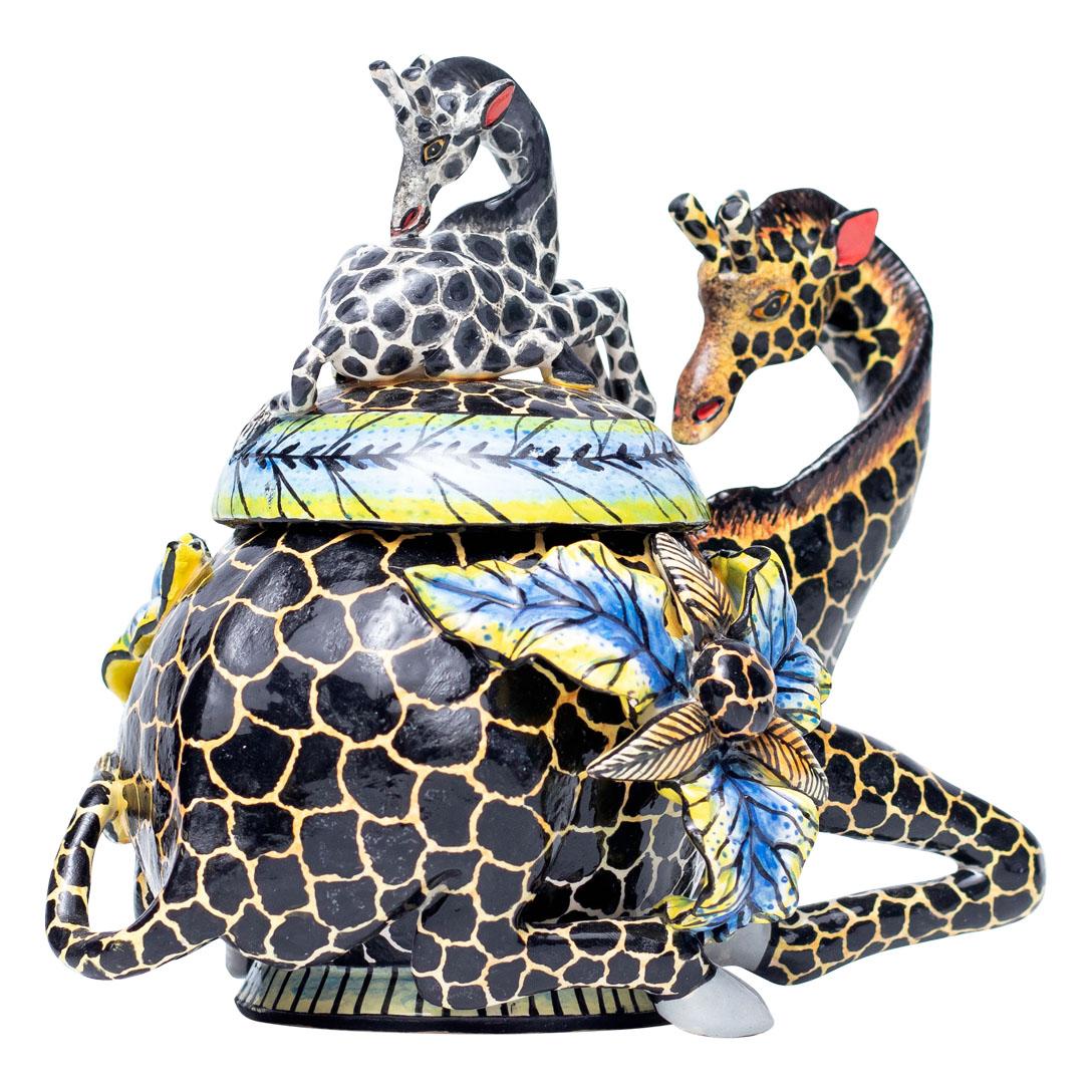 Ceramic Giraffe  Jewelry Box  , hand made in South Africa In Excellent Condition In North Miami, FL