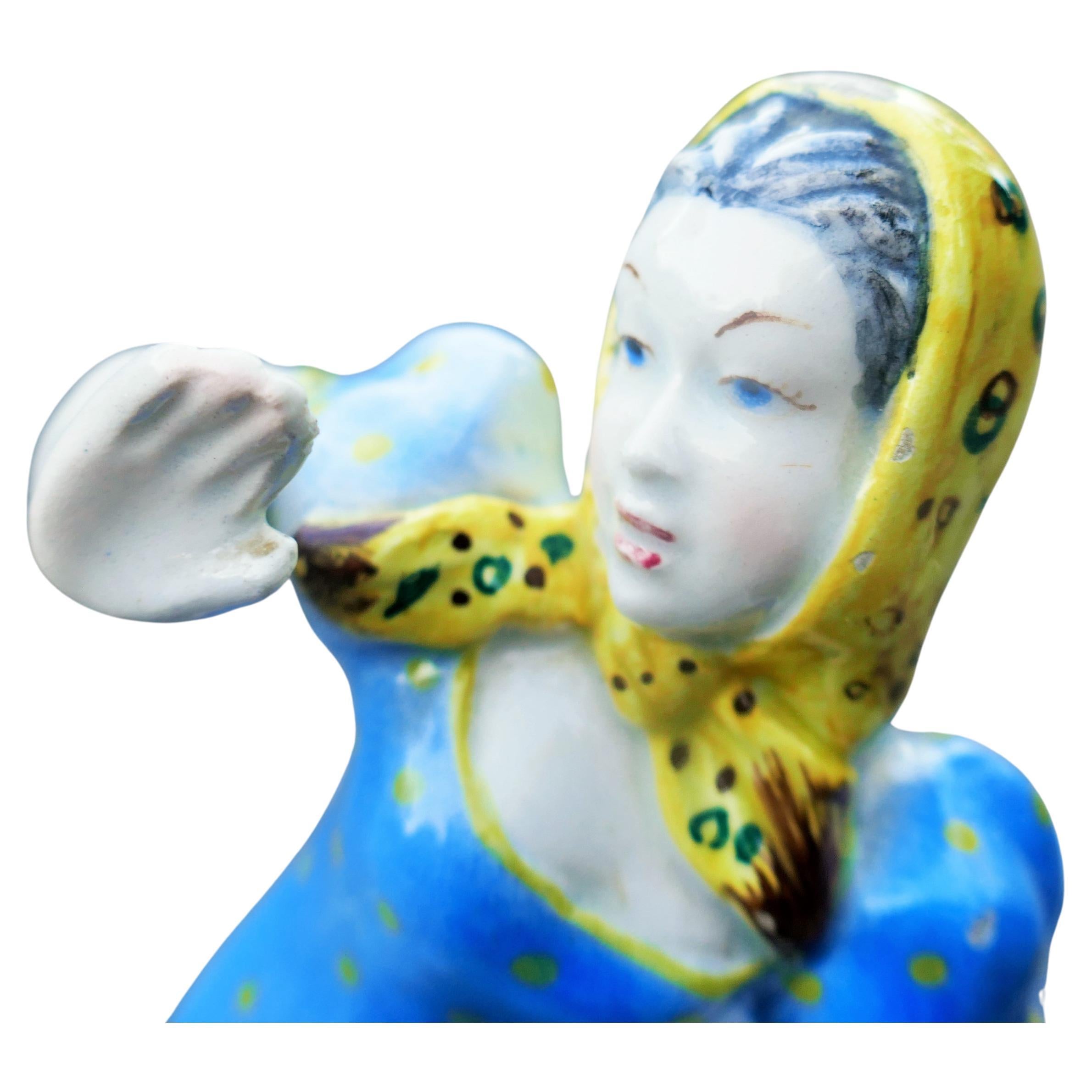 Mid-20th Century Ceramic girl with squirrel Ronzan style - Lenci - Essevi en vente