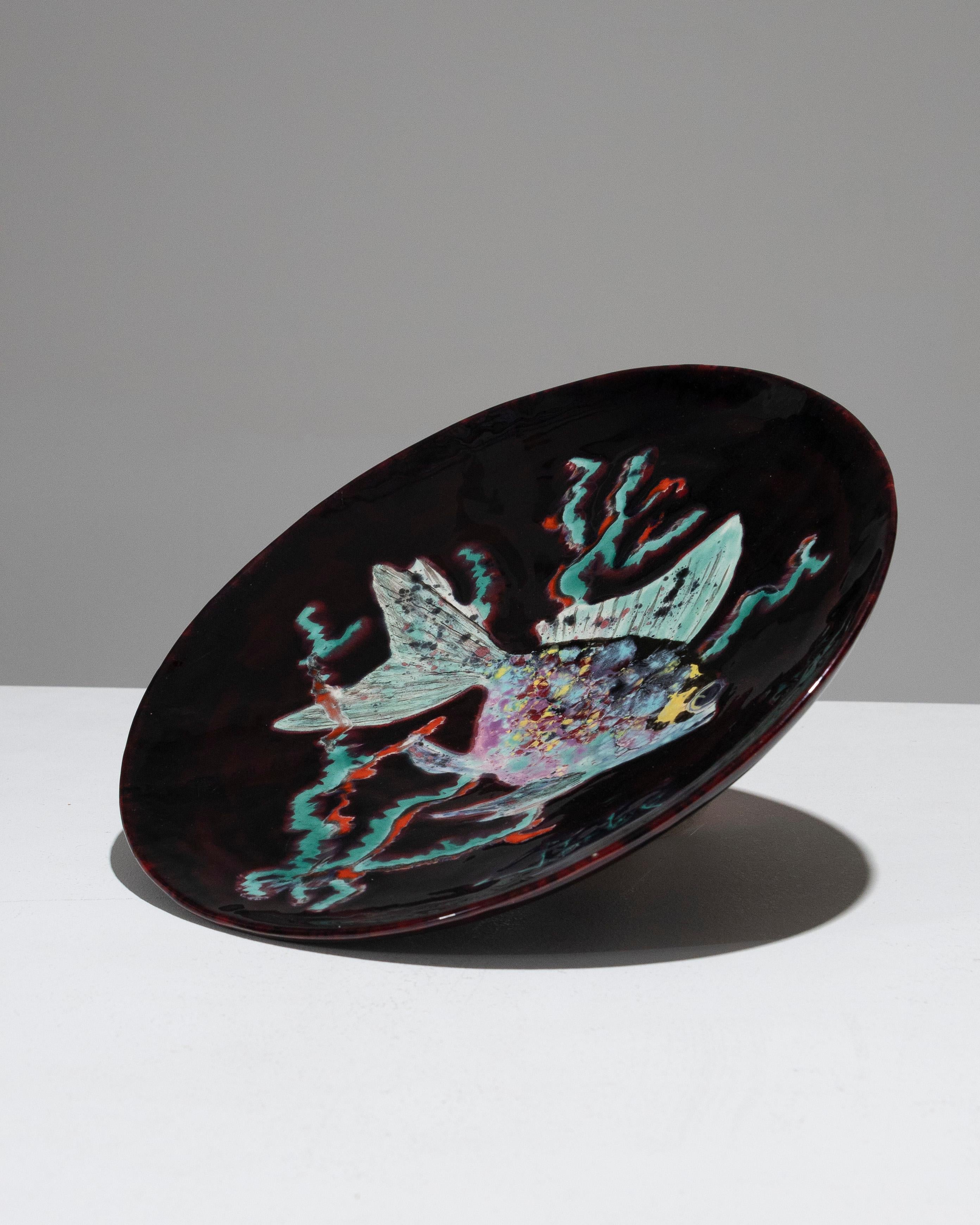 Céramique Bol en forme de poisson en céramique émaillée, années 1950 en vente
