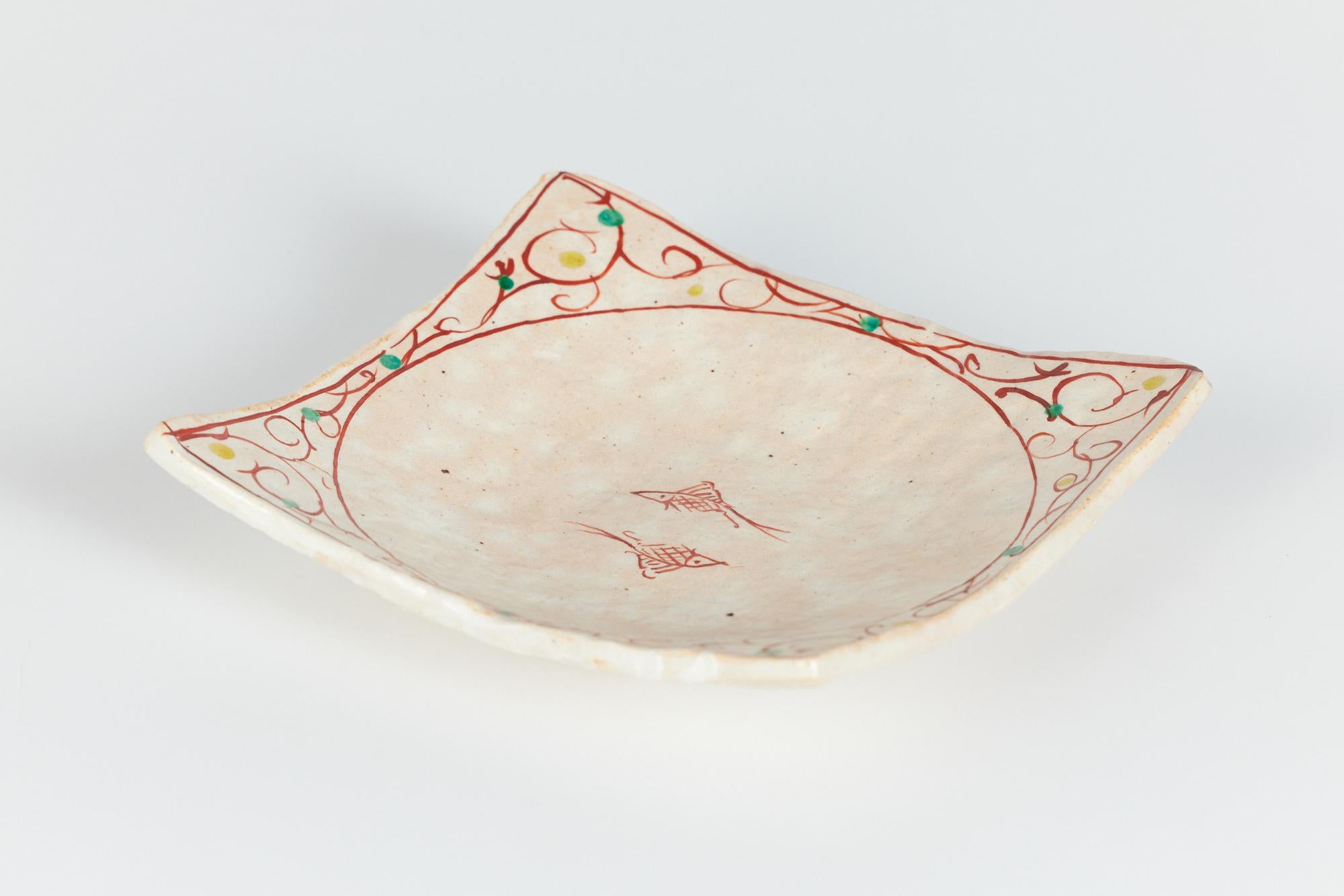 Keramik glasierter quadratischer Teller mit handbemaltem Design im Angebot 3