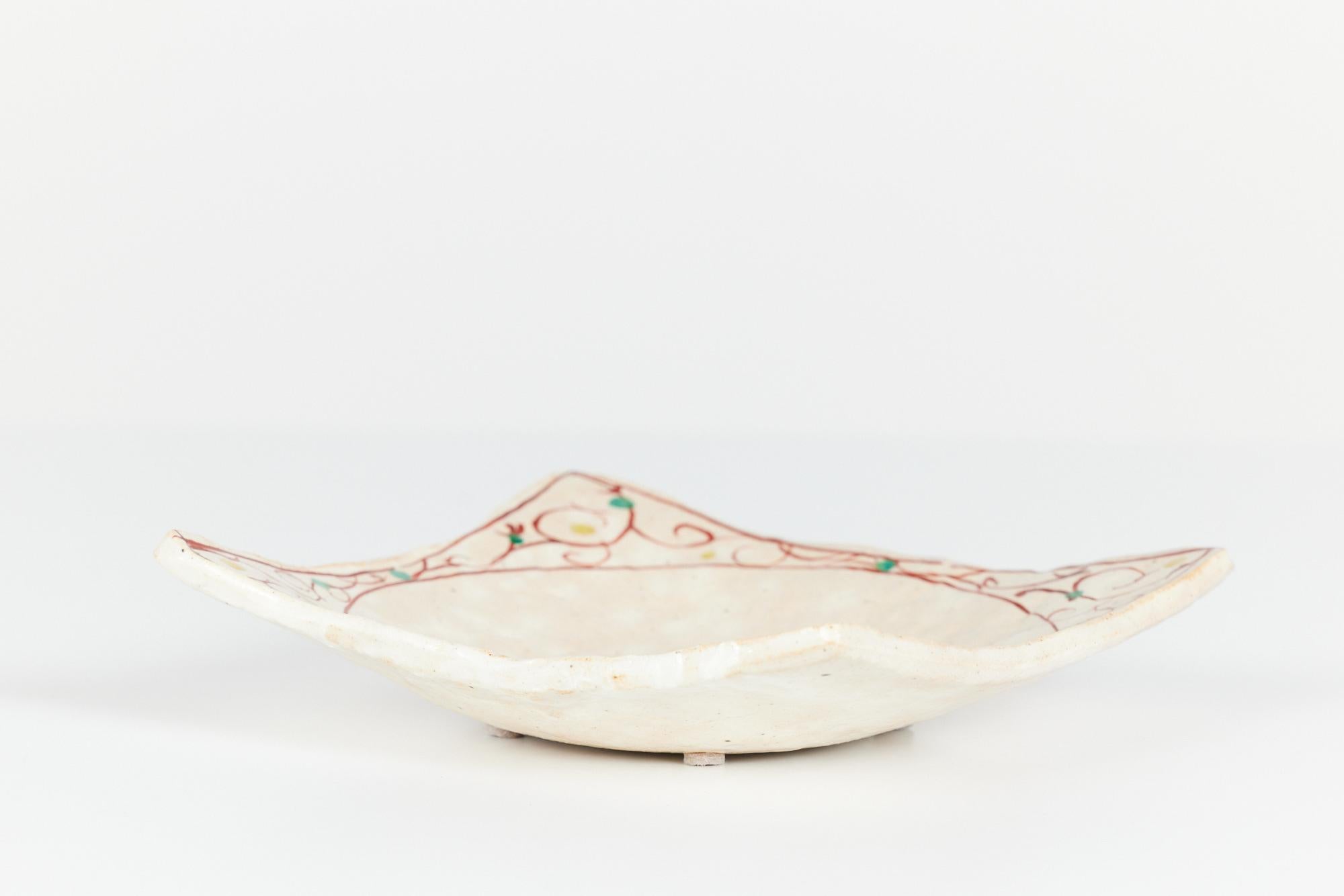 Keramik glasierter quadratischer Teller mit handbemaltem Design im Angebot 2