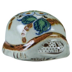 Figurine de tortue en céramique émaillée