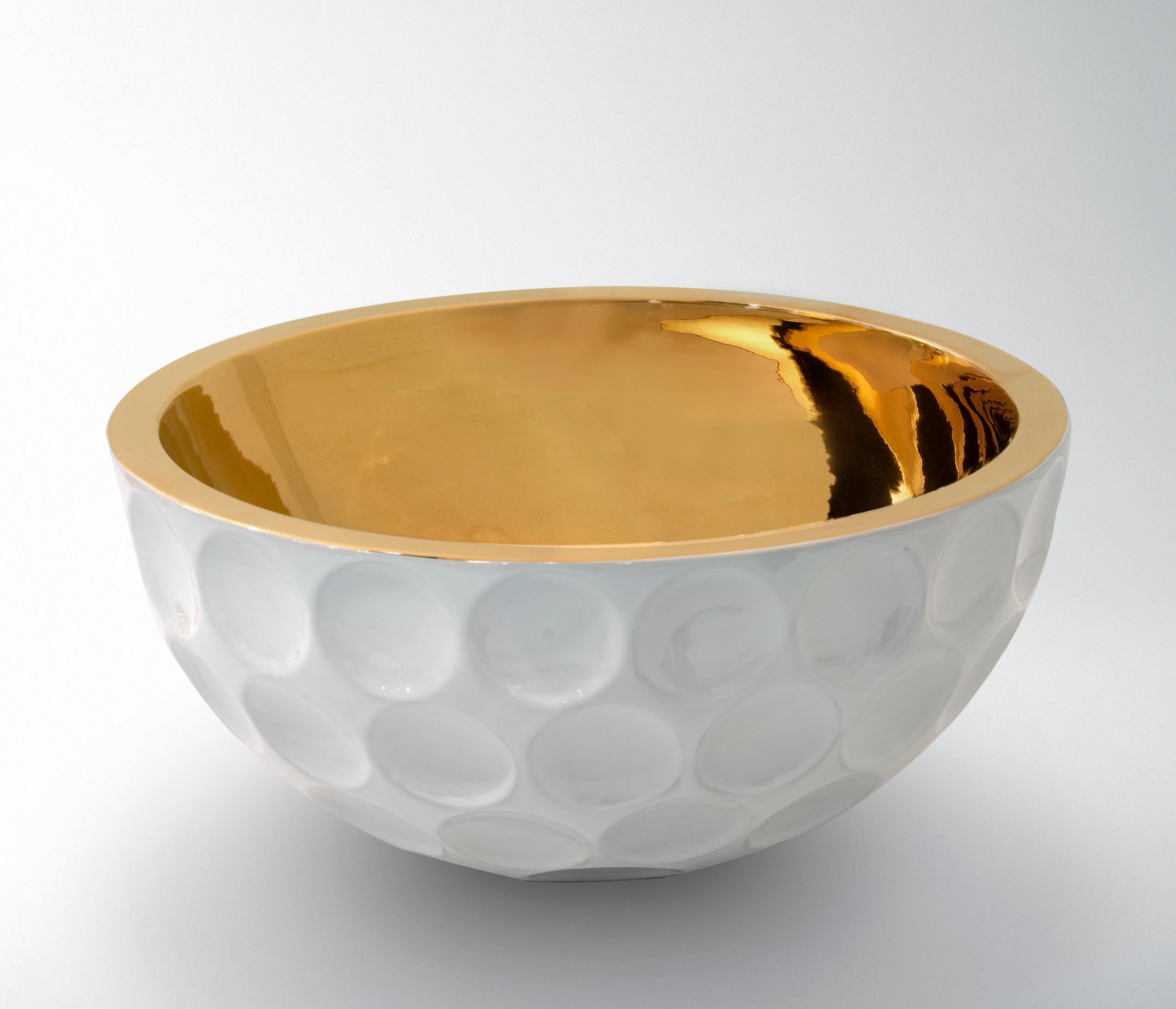 Keramische Golfschale „EAGLE“ aus Keramik, handgefertigt in 24 Karat Gold von Gabriella B. Hergestellt in Italien (Italienisch) im Angebot