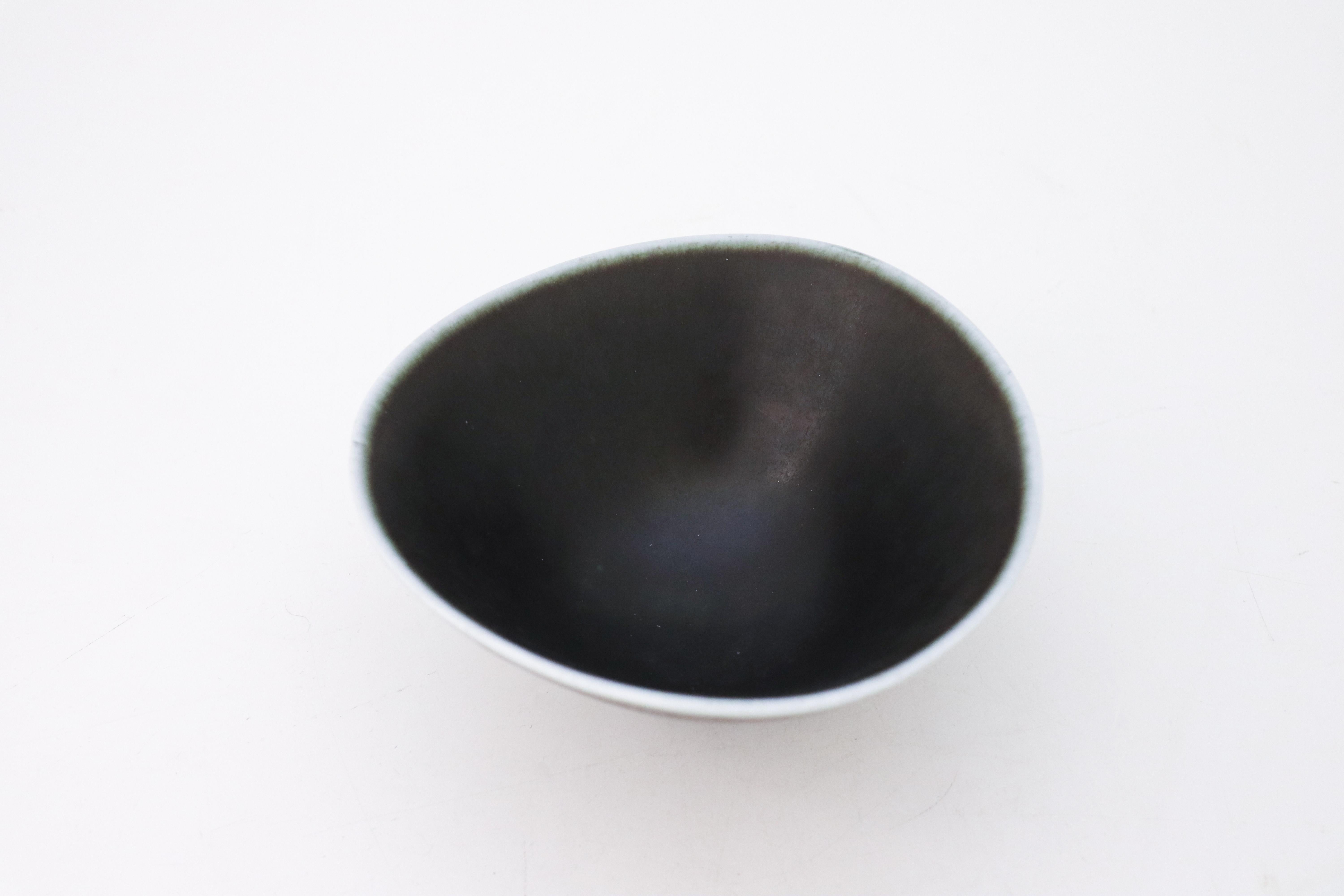 Cuenco de cerámica gris moteado Carl-Harry Stålhane, Rörstrand, Vintage Midcentury Glaseado en venta