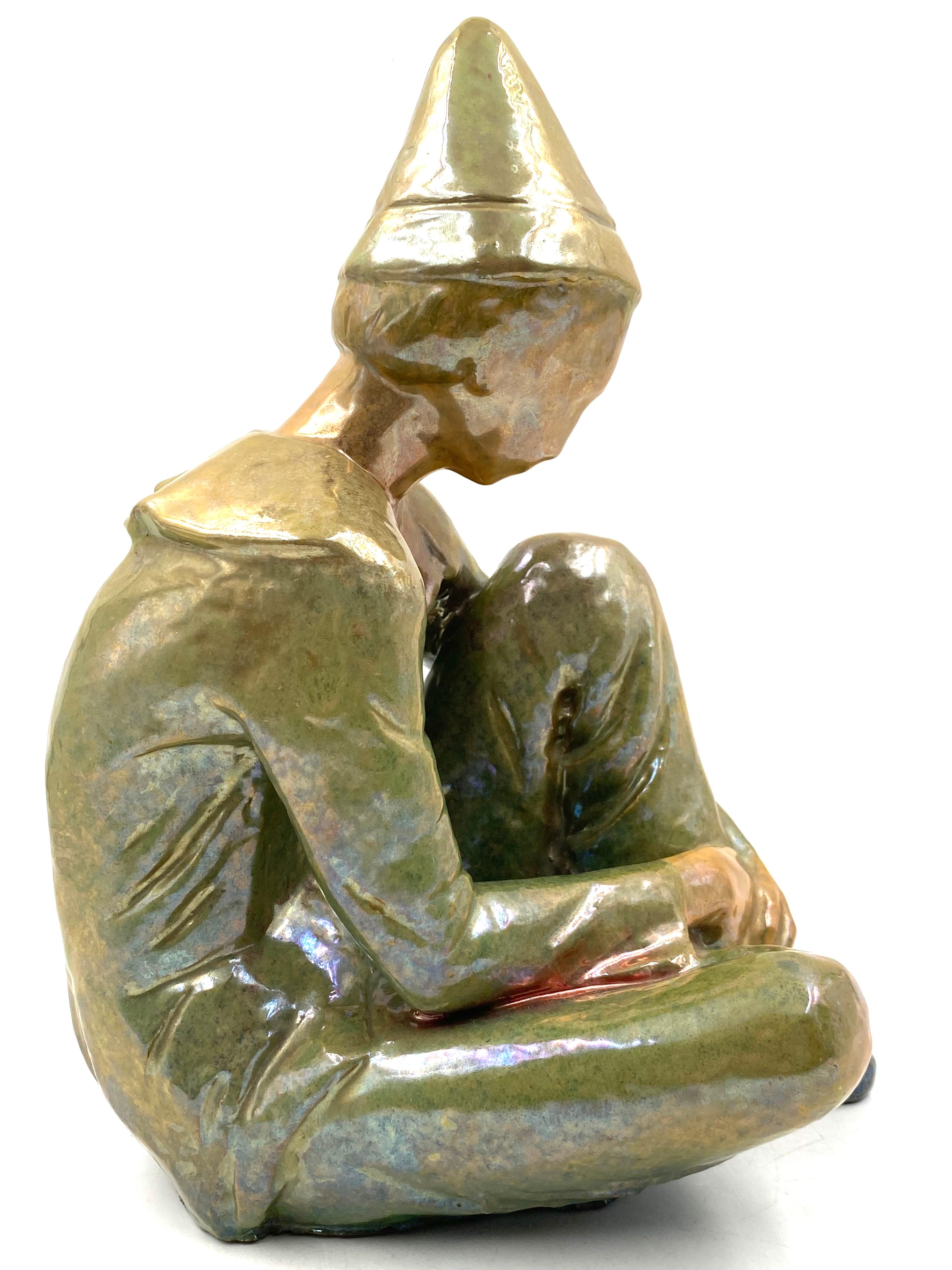 Ceramic green figure of Sitting boy, Giordano Tronconi, Faenza Italy, 1950s For Sale 8
