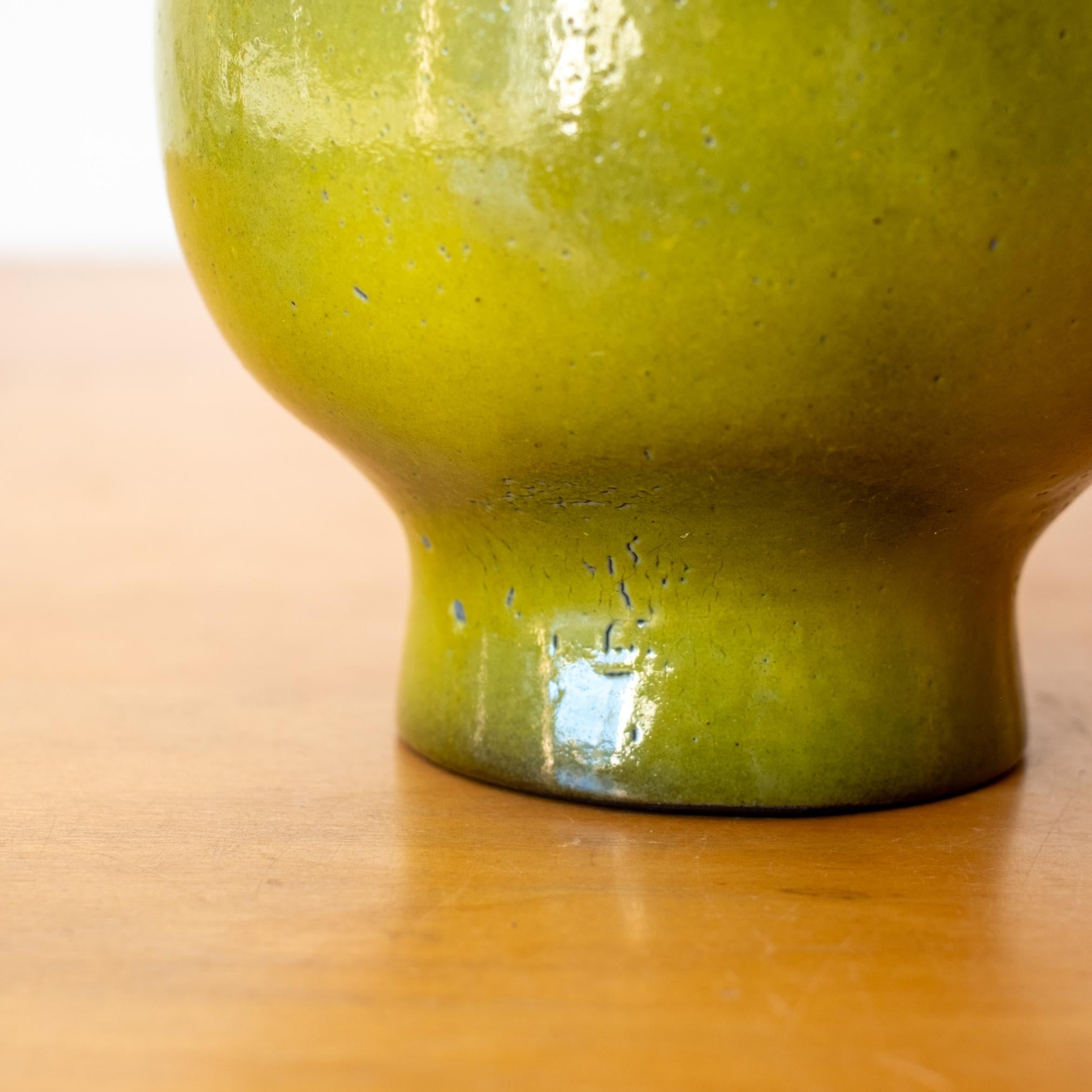 Ceramica Vaso verde in ceramica di Jacques and Dani Ruelland Francia 1960s in vendita