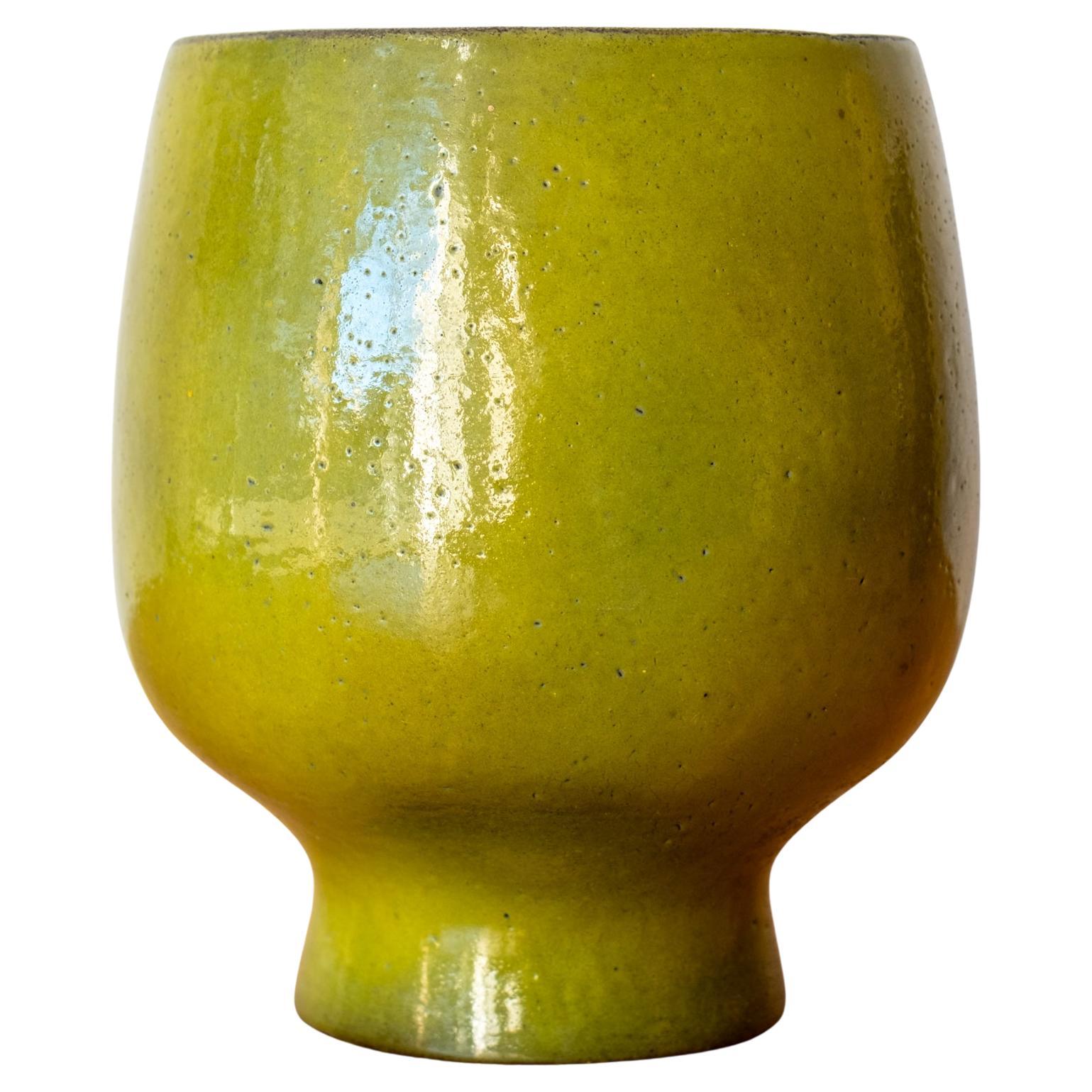 Vase en céramique verte par Jacques et Dani Ruelland France 1960s