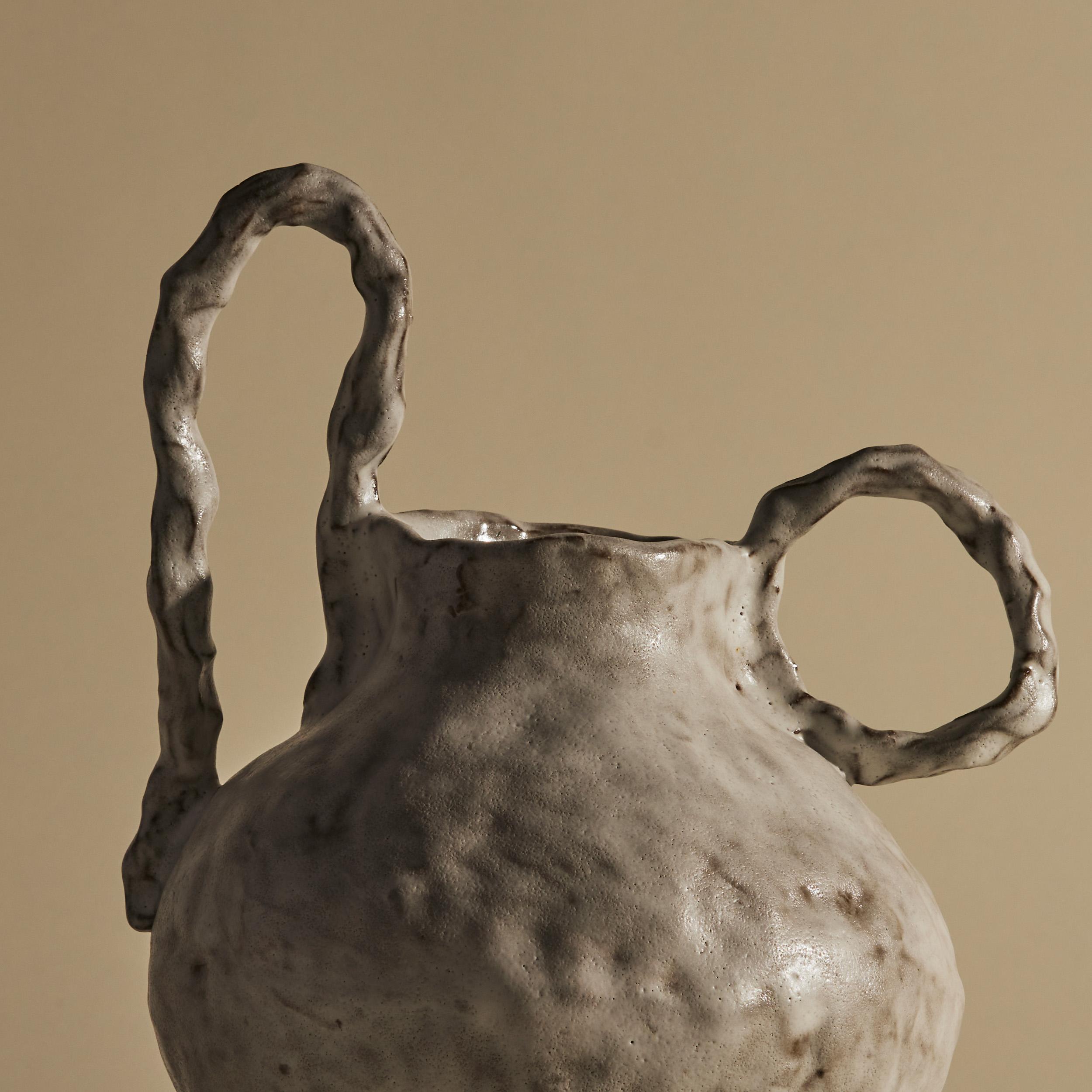 Fatto a mano Vaso balletto in ceramica di alabastro arrotolato a mano II in vendita