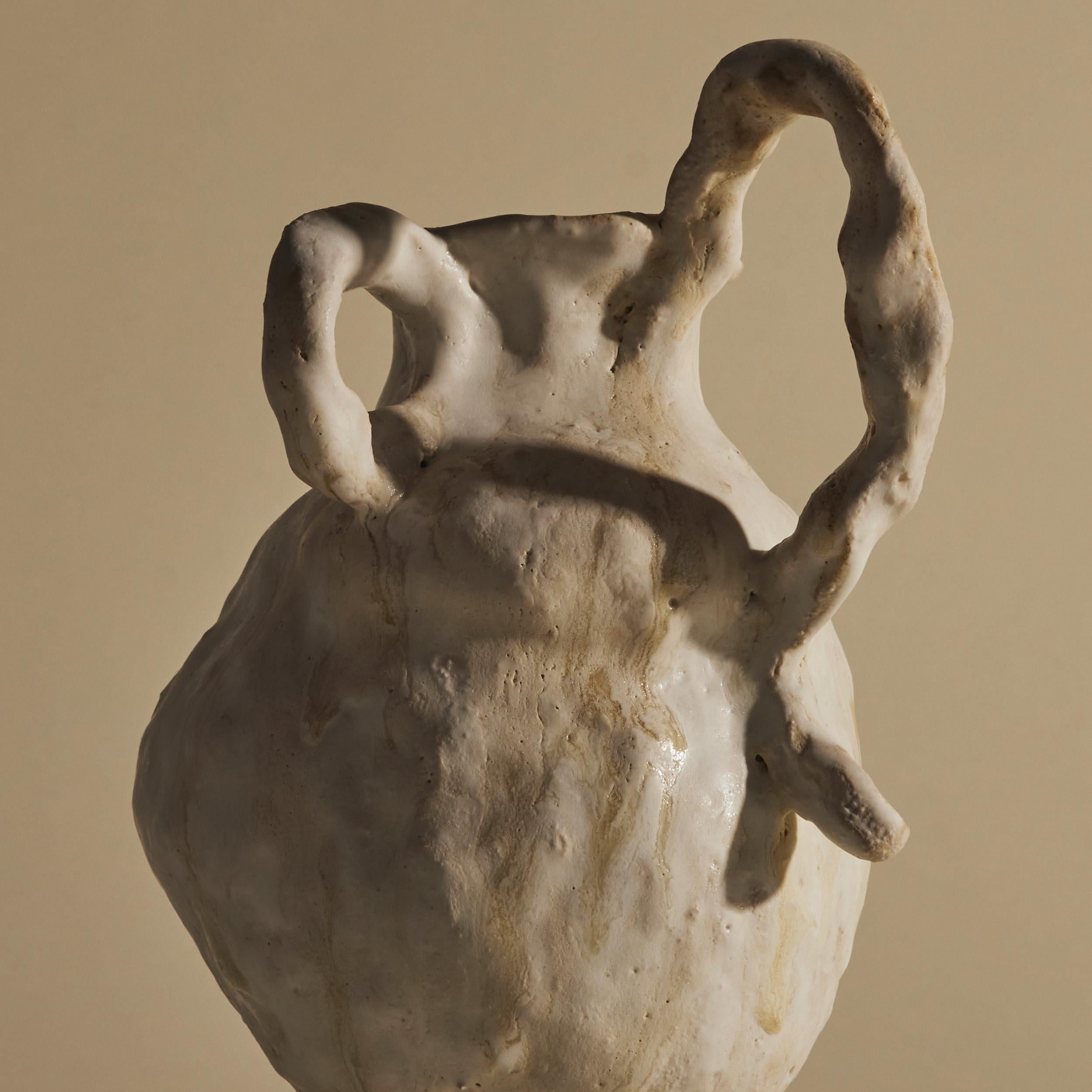 Vaso in ceramica a spirale di alabastro V.I.I. In condizioni Nuovo in vendita a New York, NY