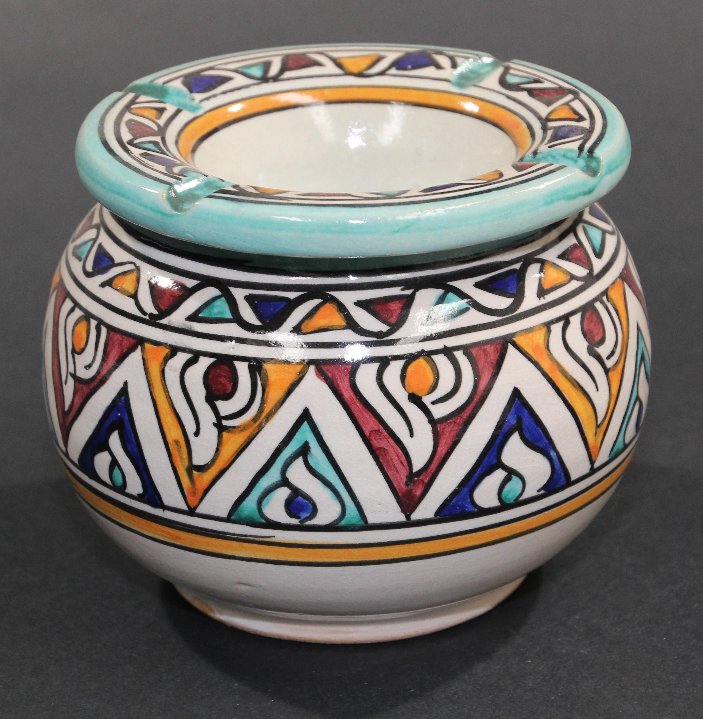 Ceramic Hand-Crafted Moroccan Covered Ashtray from Fez 3