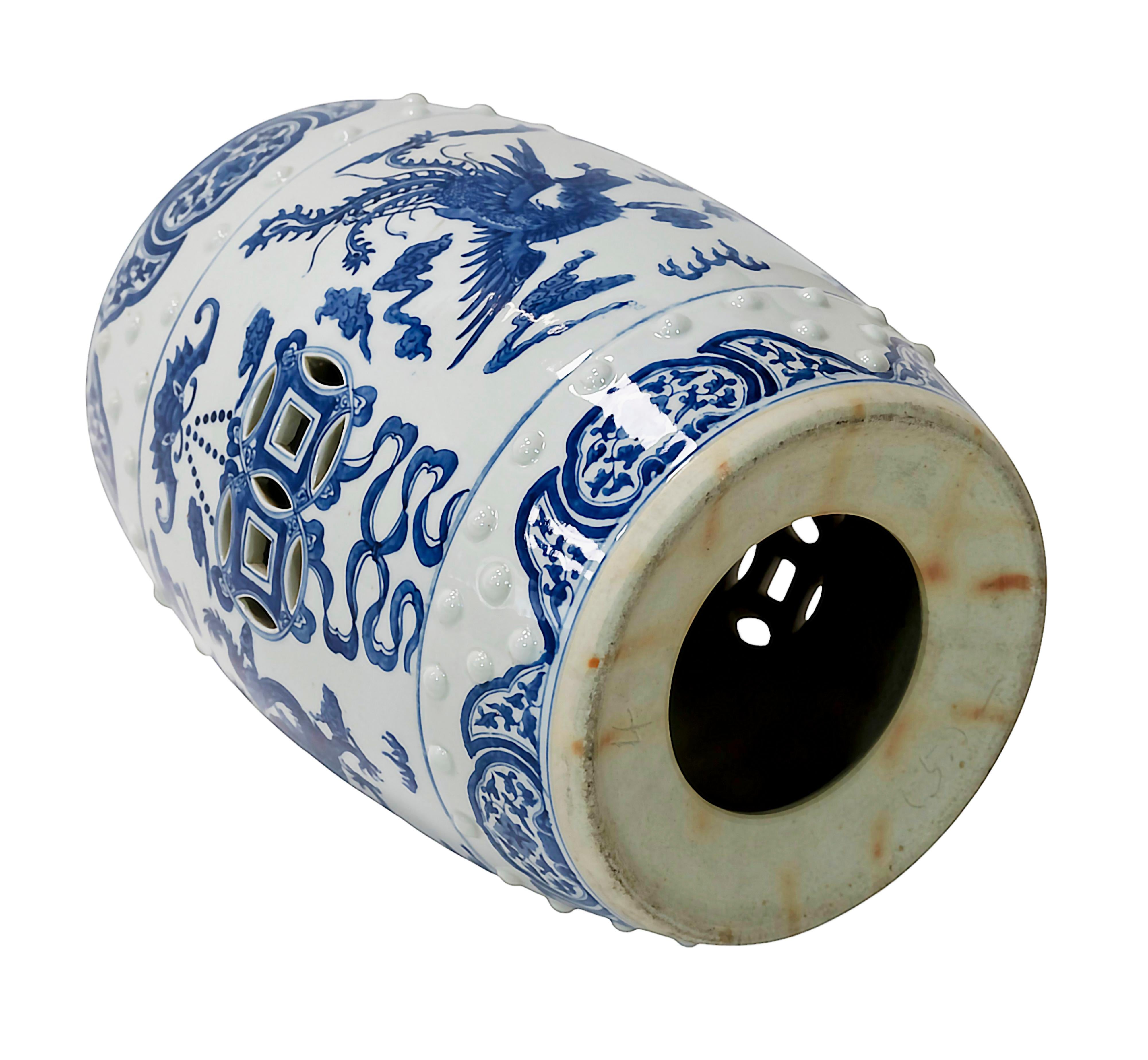 20th Century Ceramic Hand Painted Chinese Garden Stool For Sale
