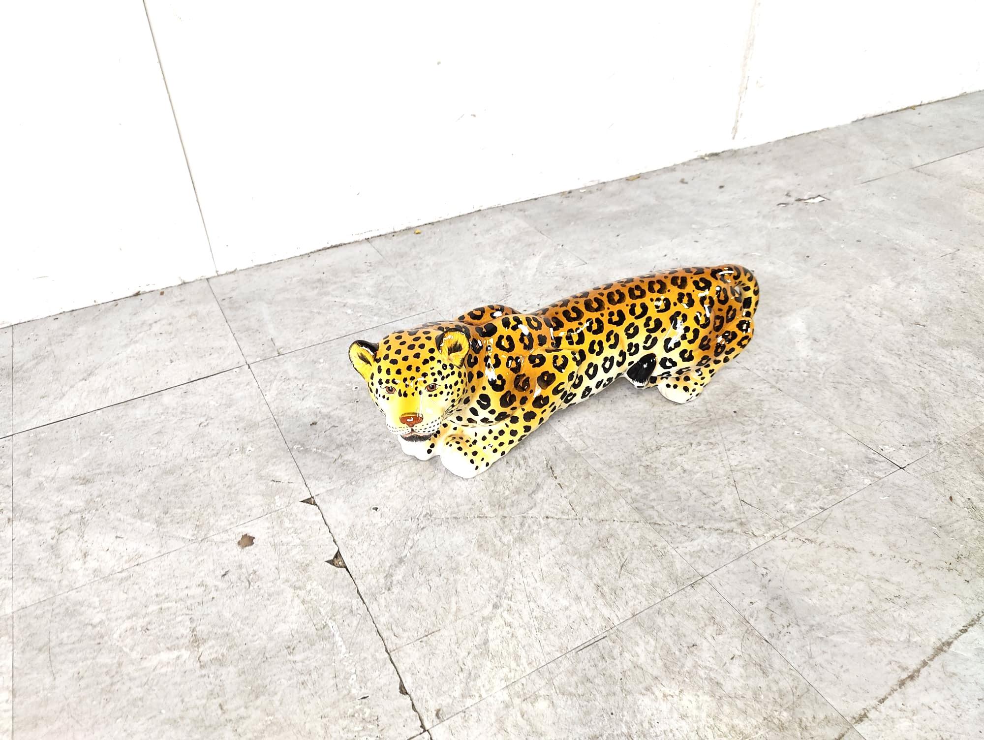 Leopardo de cerámica pintado a mano, años 60 Italia Moderno de mediados de siglo en venta