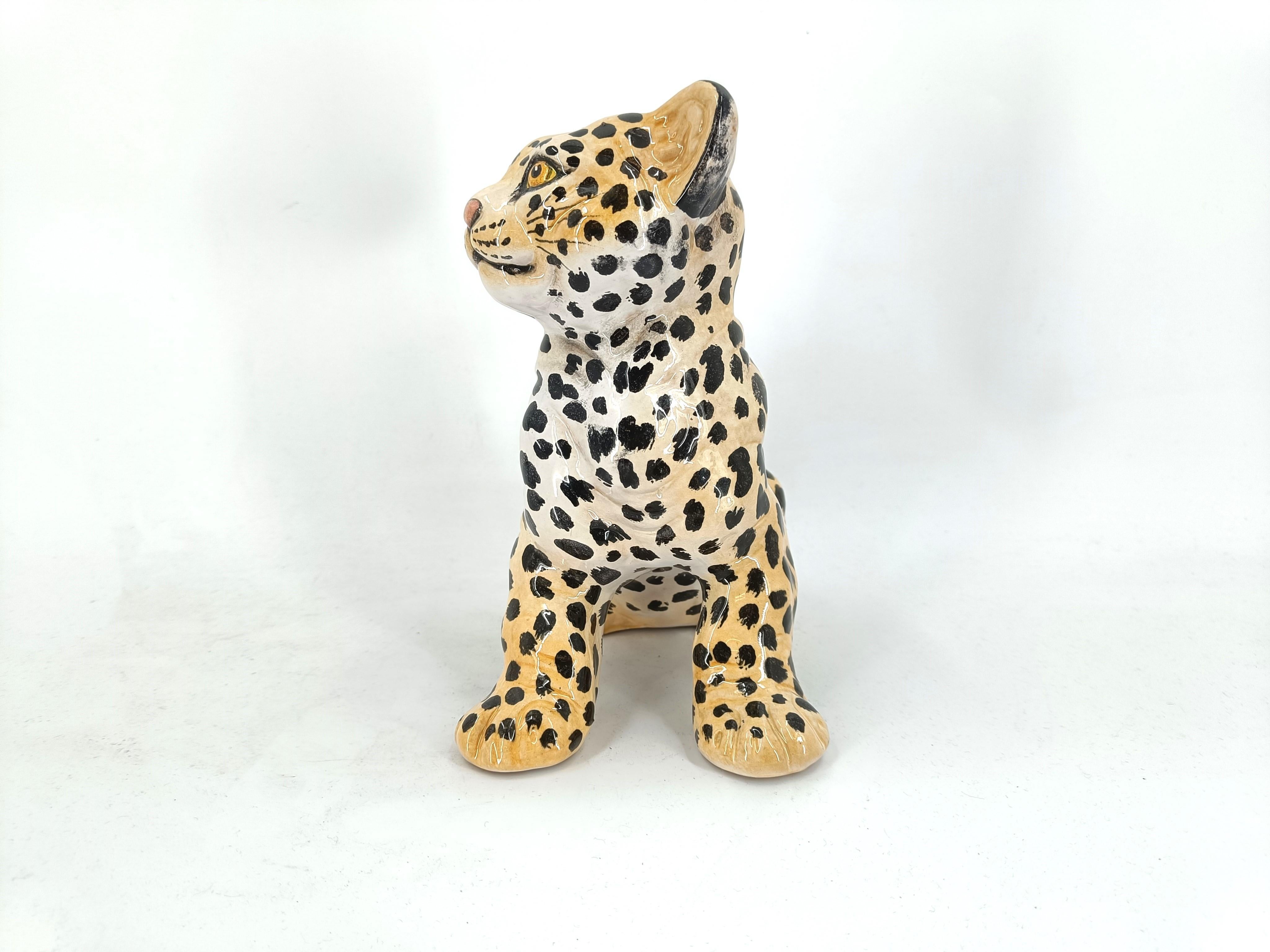 Ceramic Hand Painted Leopard, 1960's Italy In Good Condition For Sale In Leuven, Vlaams Gewest