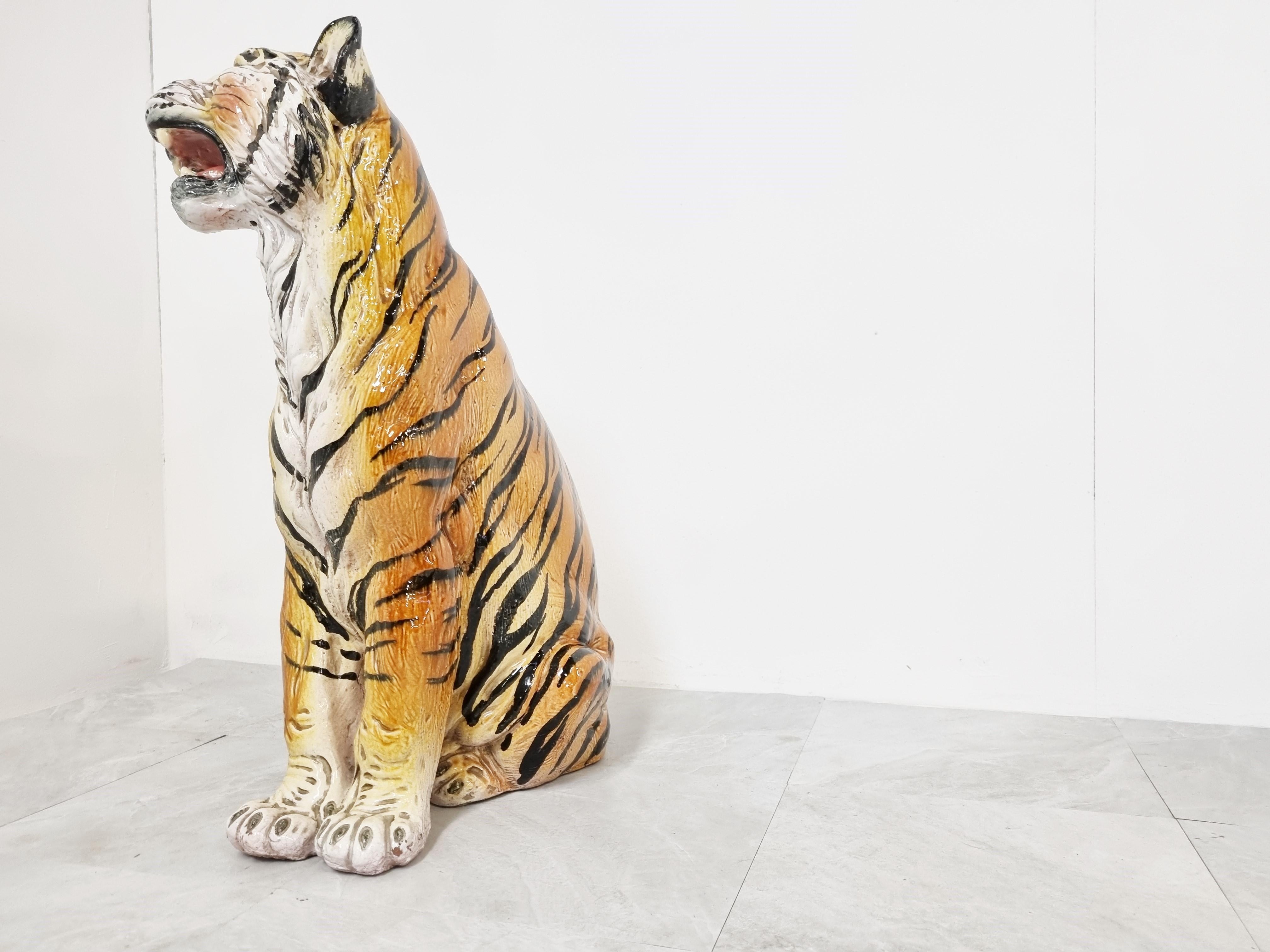 Hand painted ceramic tiger figure made in Italy.

Beautifully detailed.

1970's - Italy

Stamped underneath 'made in Italy'

Very good condition.

Dimensions: 
Height: 60cm/23.62