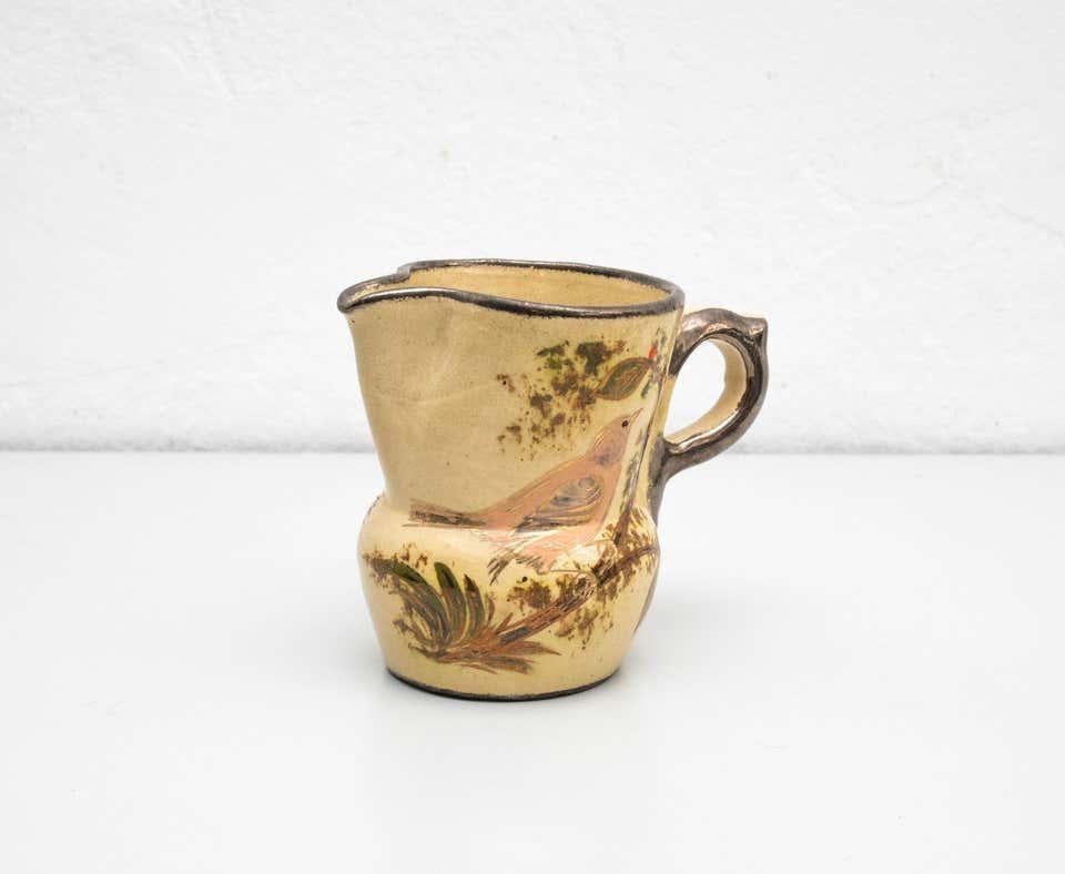 Vase en céramique peint à la main par l'artiste catalan Diaz Costa, vers 1960.  Fabriqué en Espagne.  Signé.    En état d'origine, avec de légères usures dues à l'âge et à l'utilisation, préservant une belle patine.