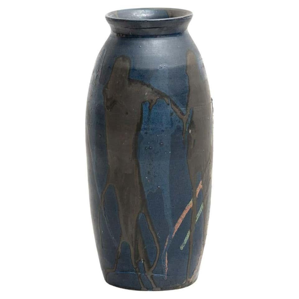 Ceramic Hand Painted Vase, circa 1960 For Sale 9
