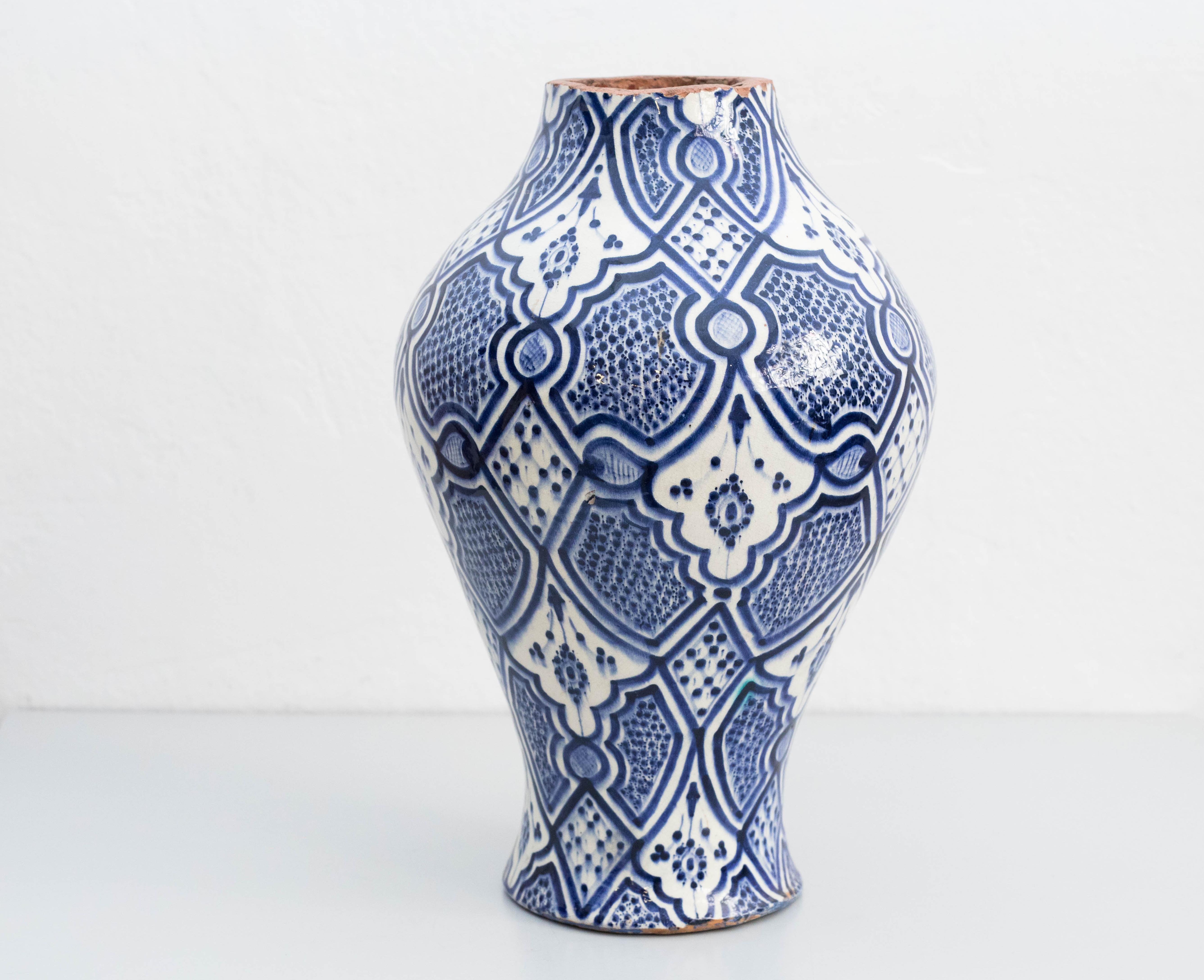 Handbemalte Keramikvase, um 1960 (Spanisch) im Angebot