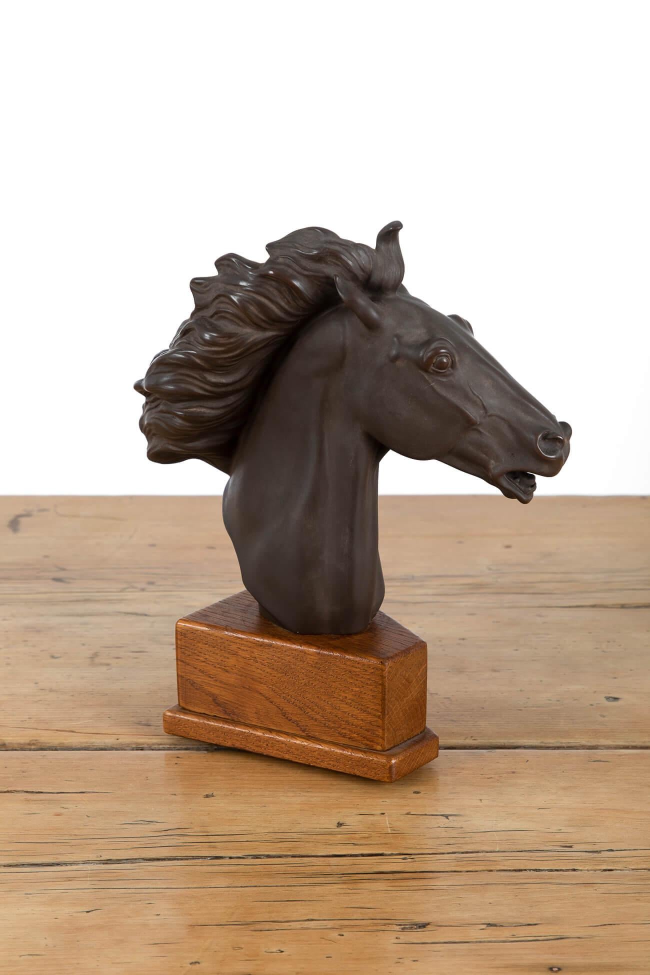 Vernissé Sculpture de cheval en céramique d'Erich Oehme, 1949 en vente