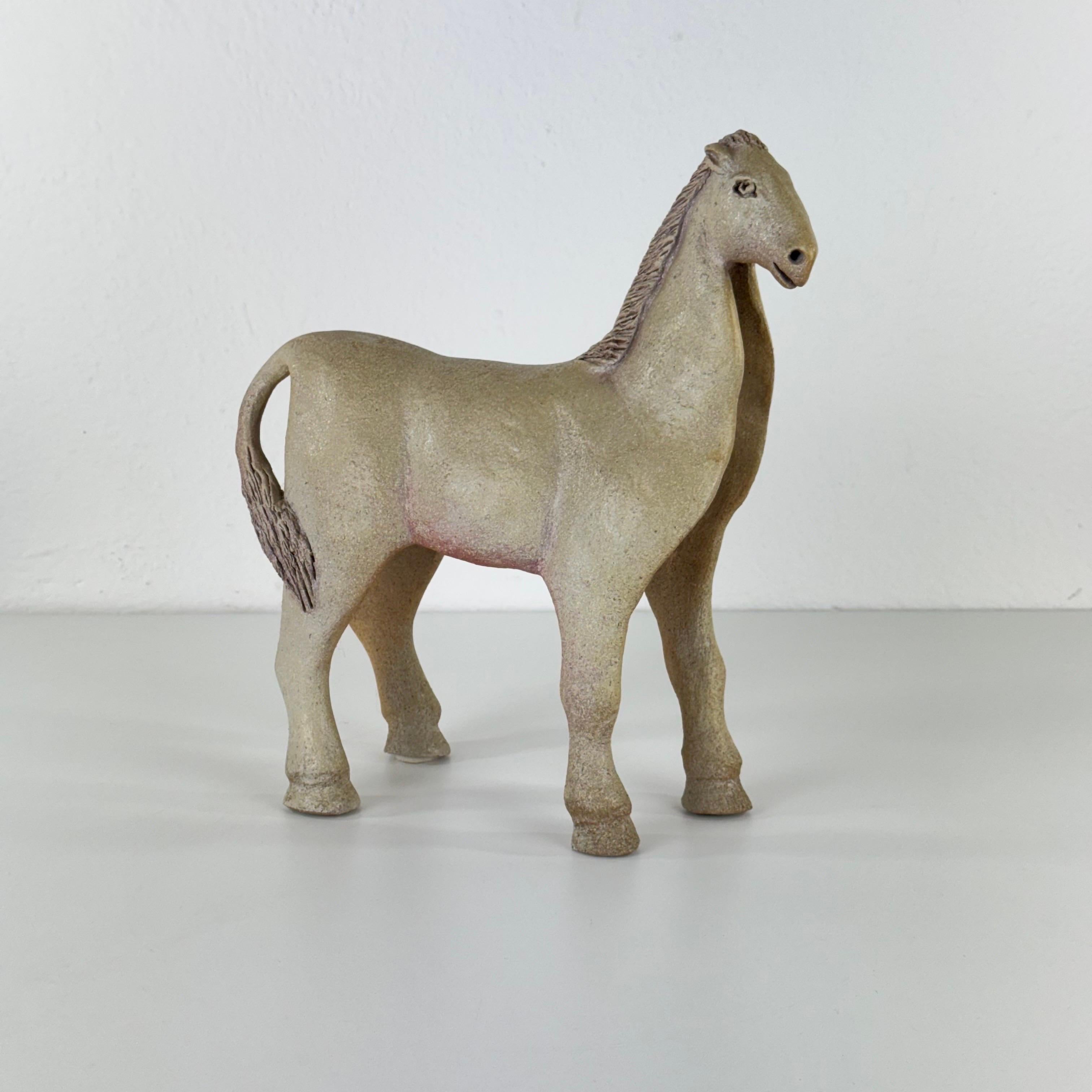 Keramische Pferdeskulptur von Víctor Ceprián Cortés, Spanien, 1980er Jahre (Moderne der Mitte des Jahrhunderts) im Angebot