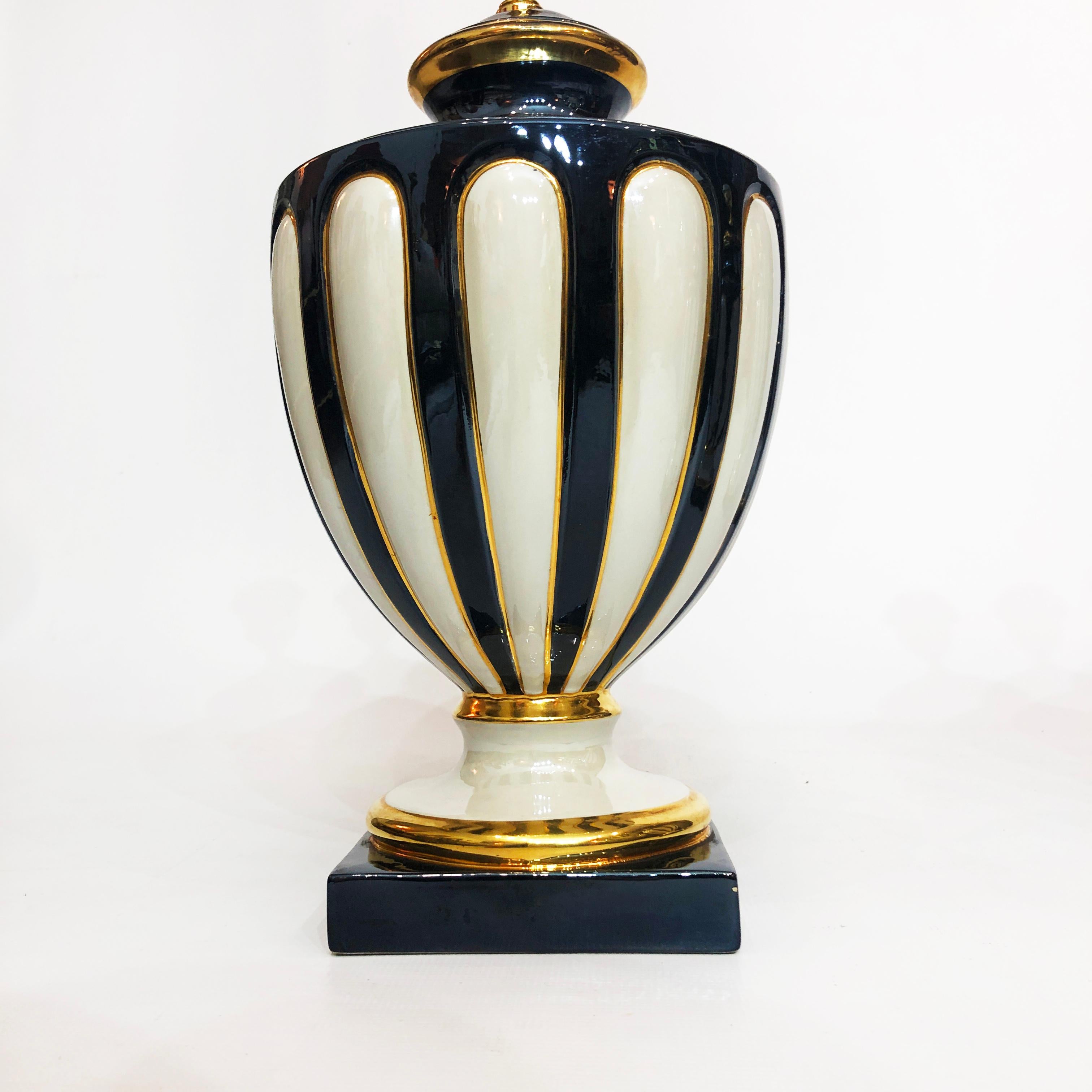 Ceramic Italian Neoclassical Table Lamps 1970s Vintage Hollywood Regency  4