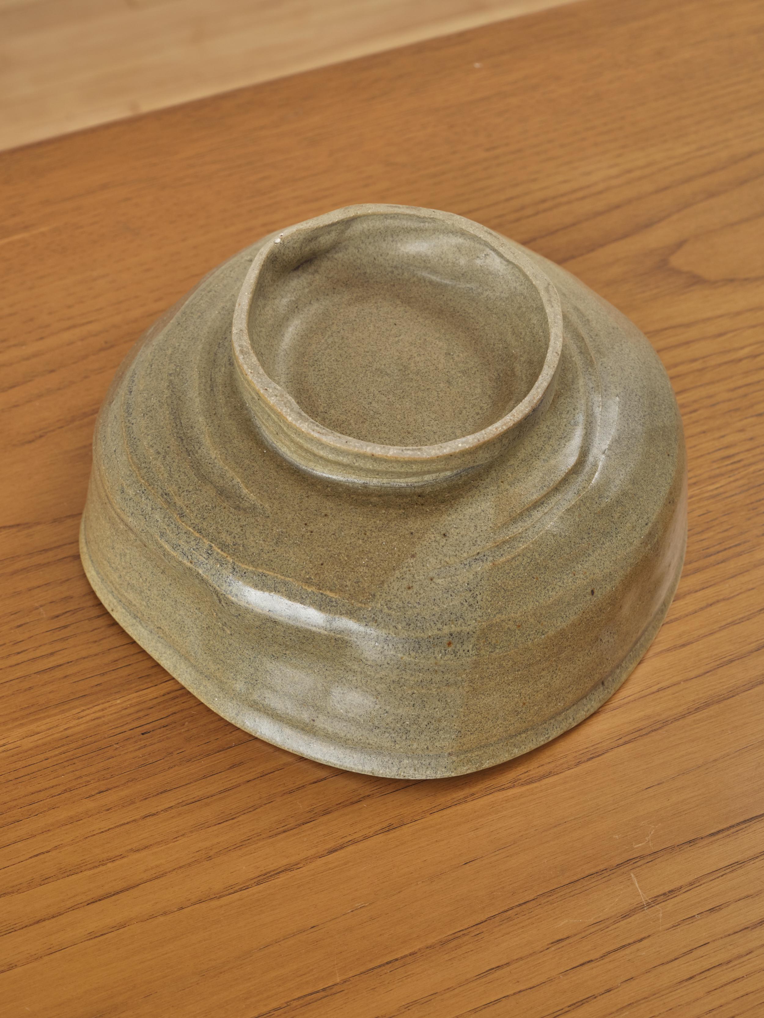 Ceramic Japanese Ikebana Bowl For Sale 1