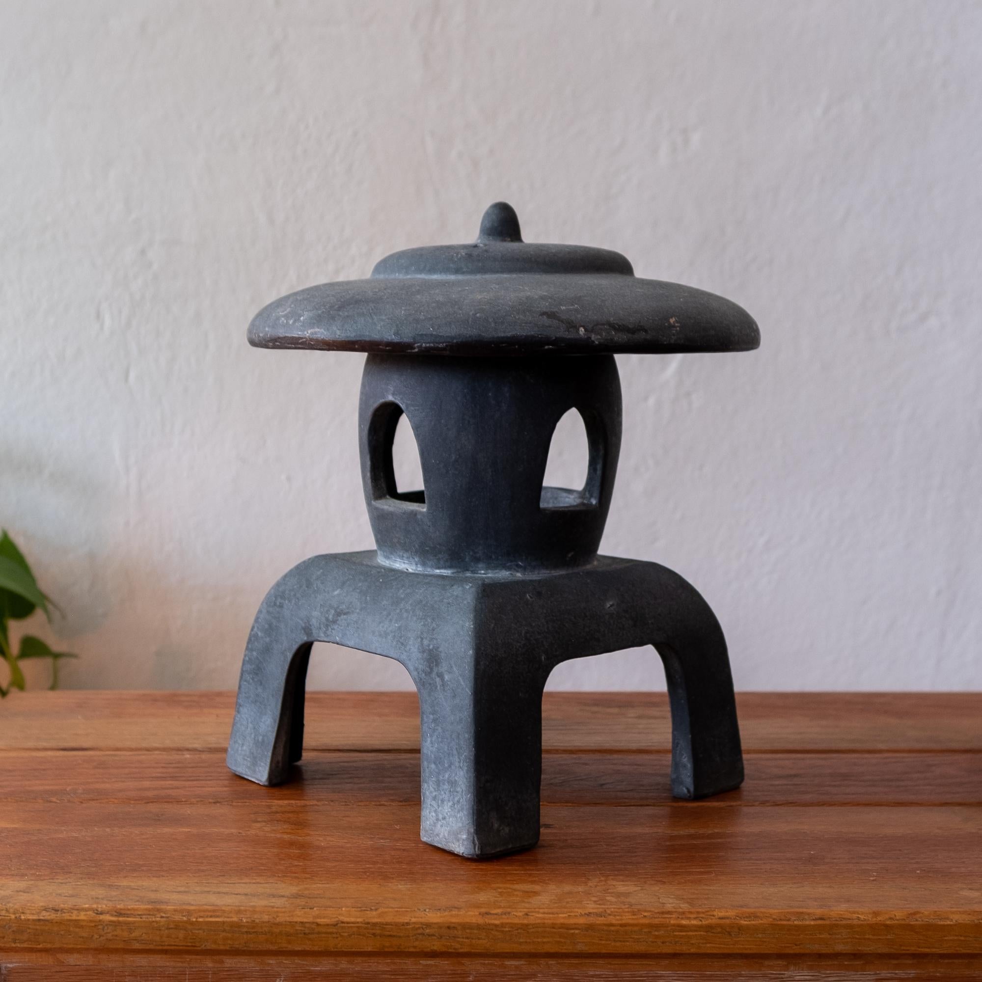 Ceramic Japanese Lantern, 1950s In Good Condition In San Diego, CA