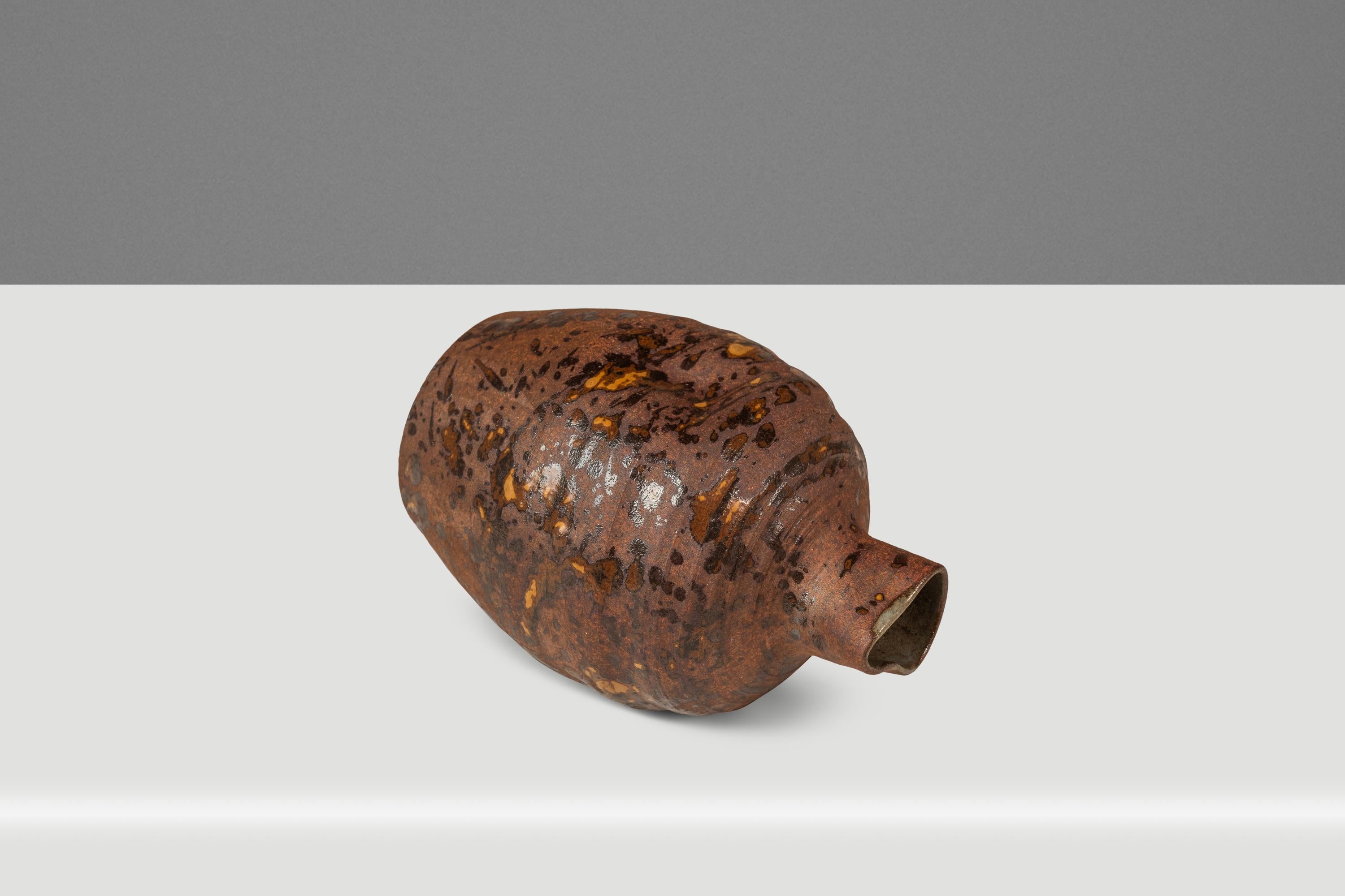 Vaso da fiori in ceramica giapponese Shigaraki Yaki Ikebana, Giappone, 1960 ca. in vendita 5